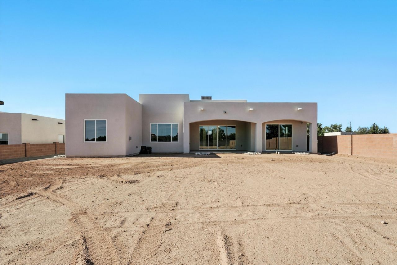 Rio Rancho, New Mexico, 87144, United States, 4 Bedrooms Bedrooms, ,3 BathroomsBathrooms,Residential,For Sale,1918026