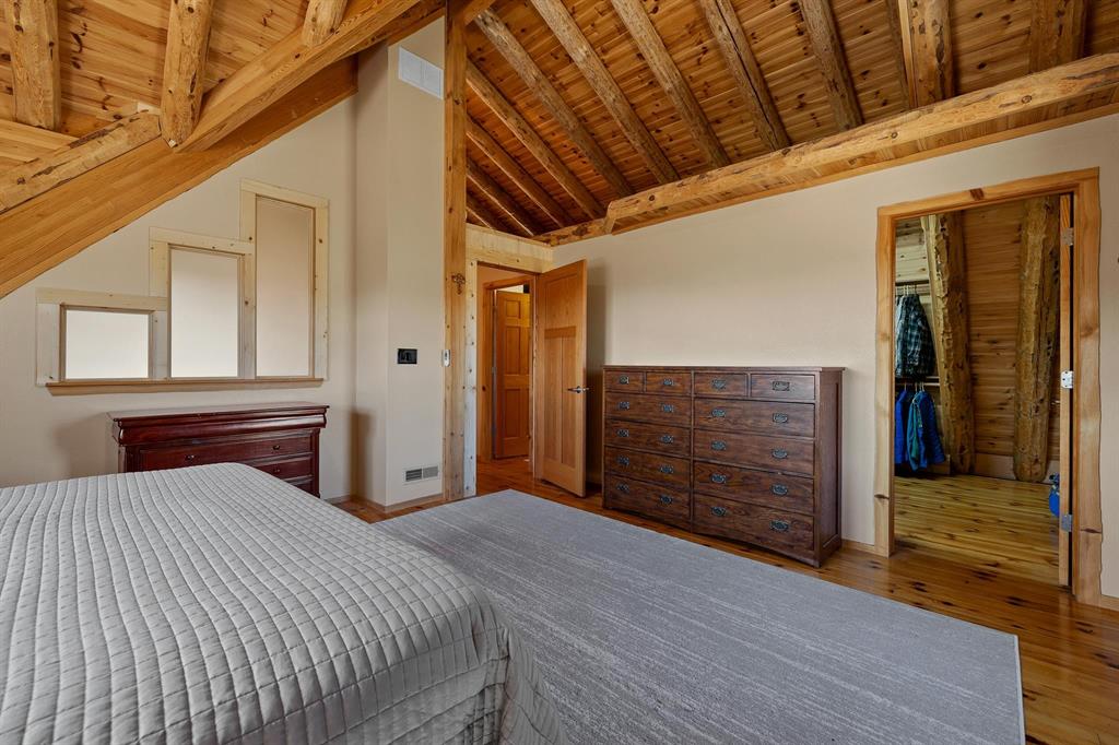 Hot Springs, South Dakota, 57747, United States, 3 Bedrooms Bedrooms, ,2 BathroomsBathrooms,Residential,For Sale,1984006