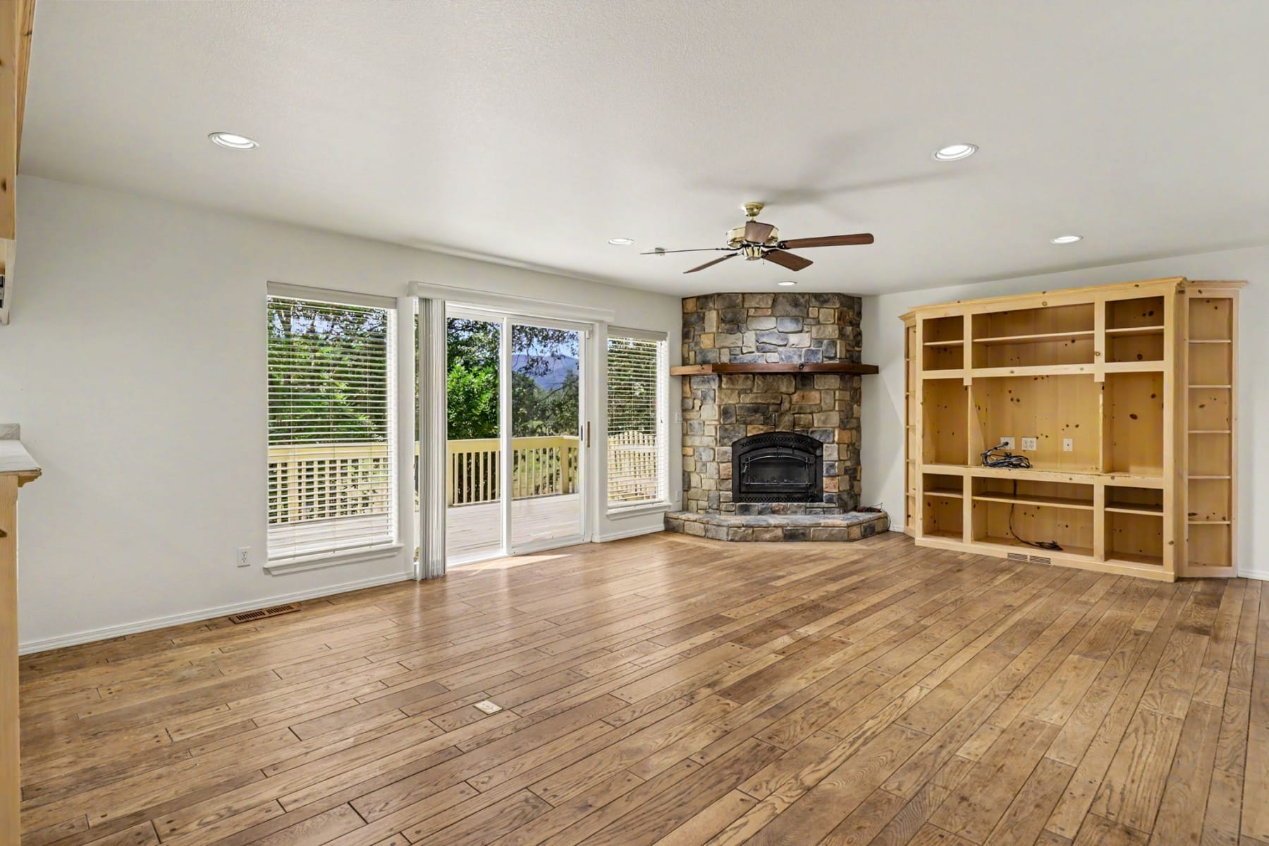 7833 Lower River Road Grants Pass, OR 97526 - 物件實景