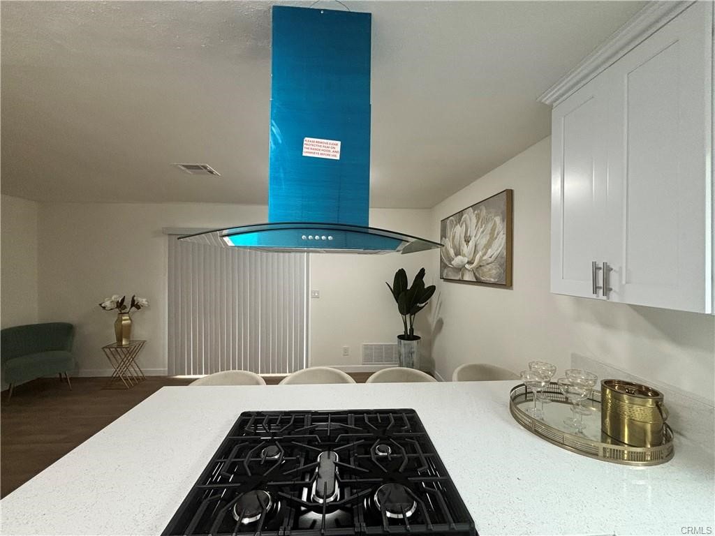 Los Angeles, California, 90059, United States, 3 Bedrooms Bedrooms, ,2 BathroomsBathrooms,Residential,For Sale,2012072