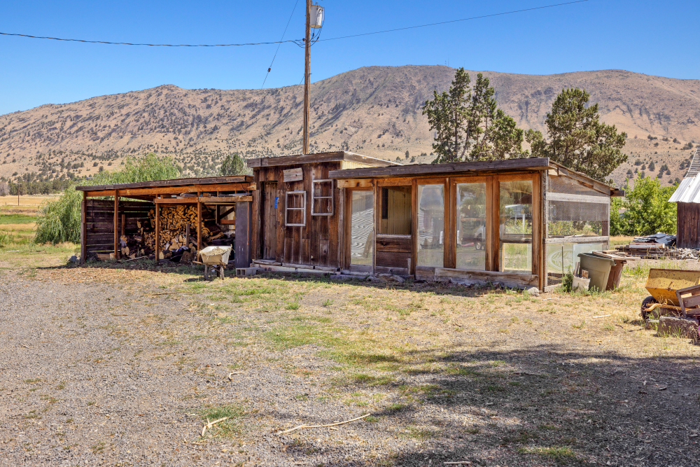 KLAMATH FALLS, Oregon, 97603, United States, 3 Bedrooms Bedrooms, ,2 BathroomsBathrooms,Residential,For Sale,1984285
