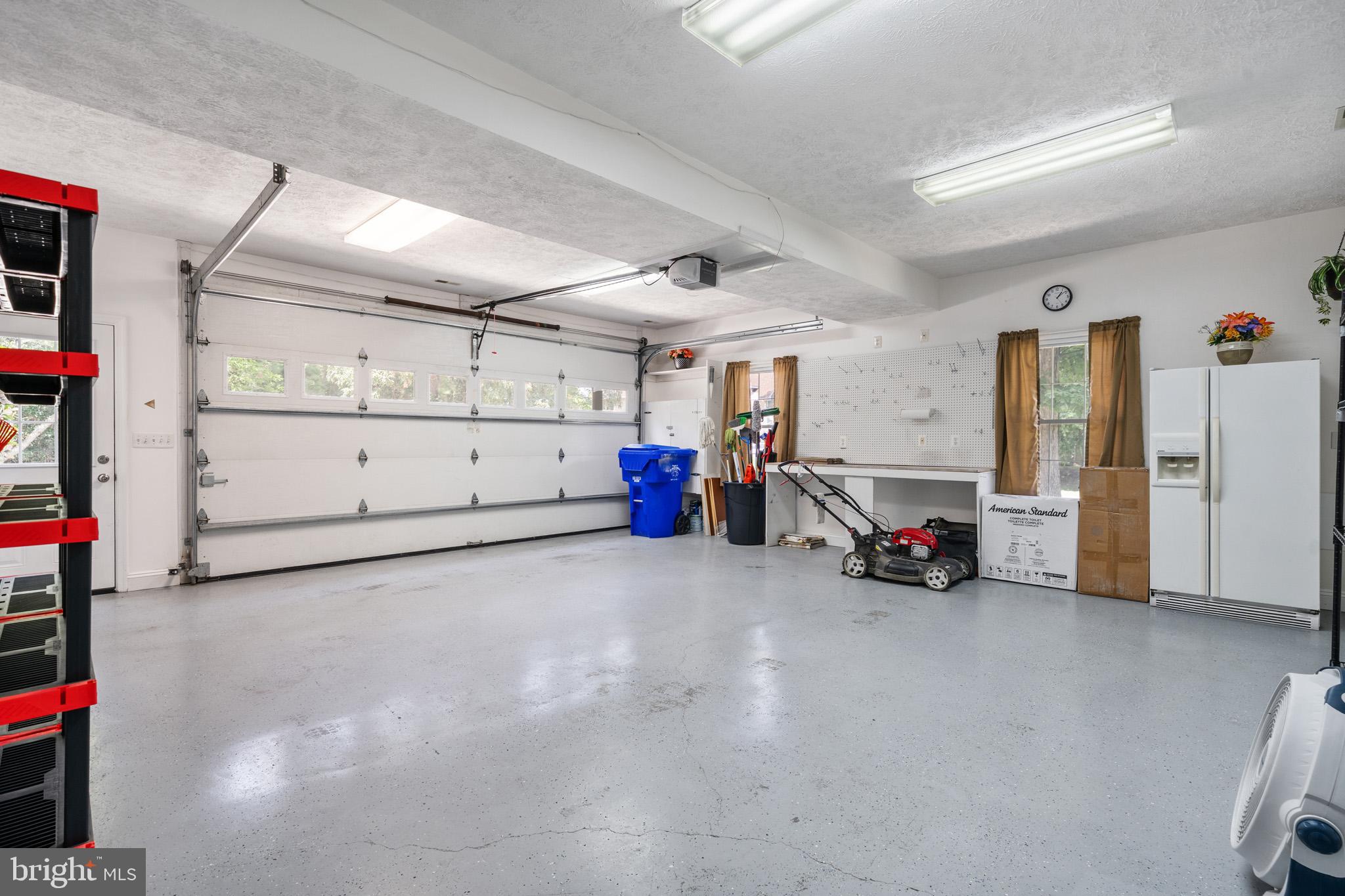 Issue, Maryland, 20645, United States, 5 Bedrooms Bedrooms, ,5 BathroomsBathrooms,Residential,For Sale,2010960