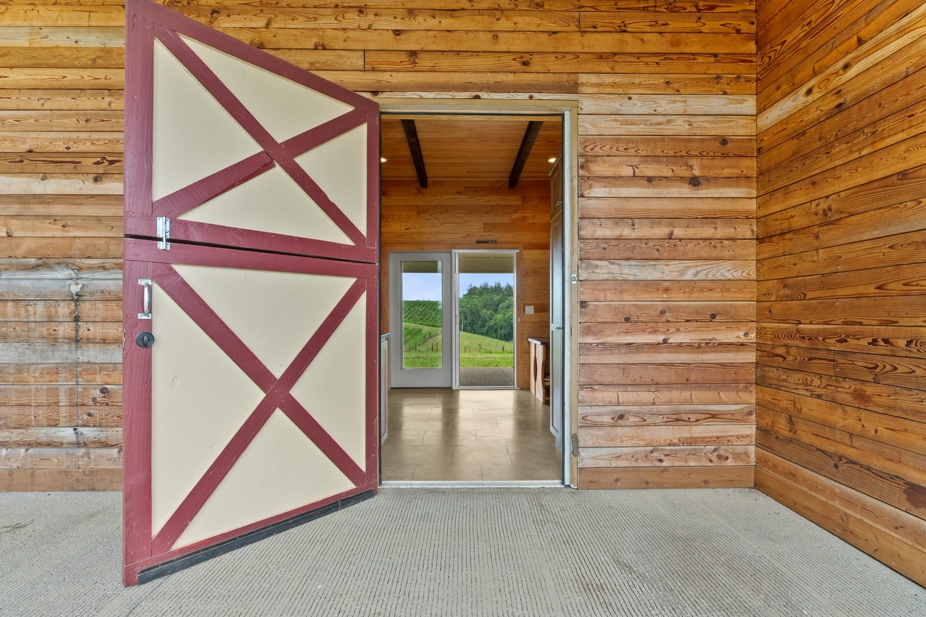  8810 NE BLACKBURN RD Yamhill, OR 97148 - 物件實景