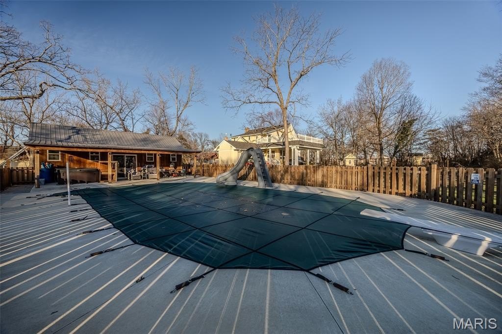 Lebanon, Missouri, 65536, United States, 3 Bedrooms Bedrooms, ,4 BathroomsBathrooms,Residential,For Sale,2017638