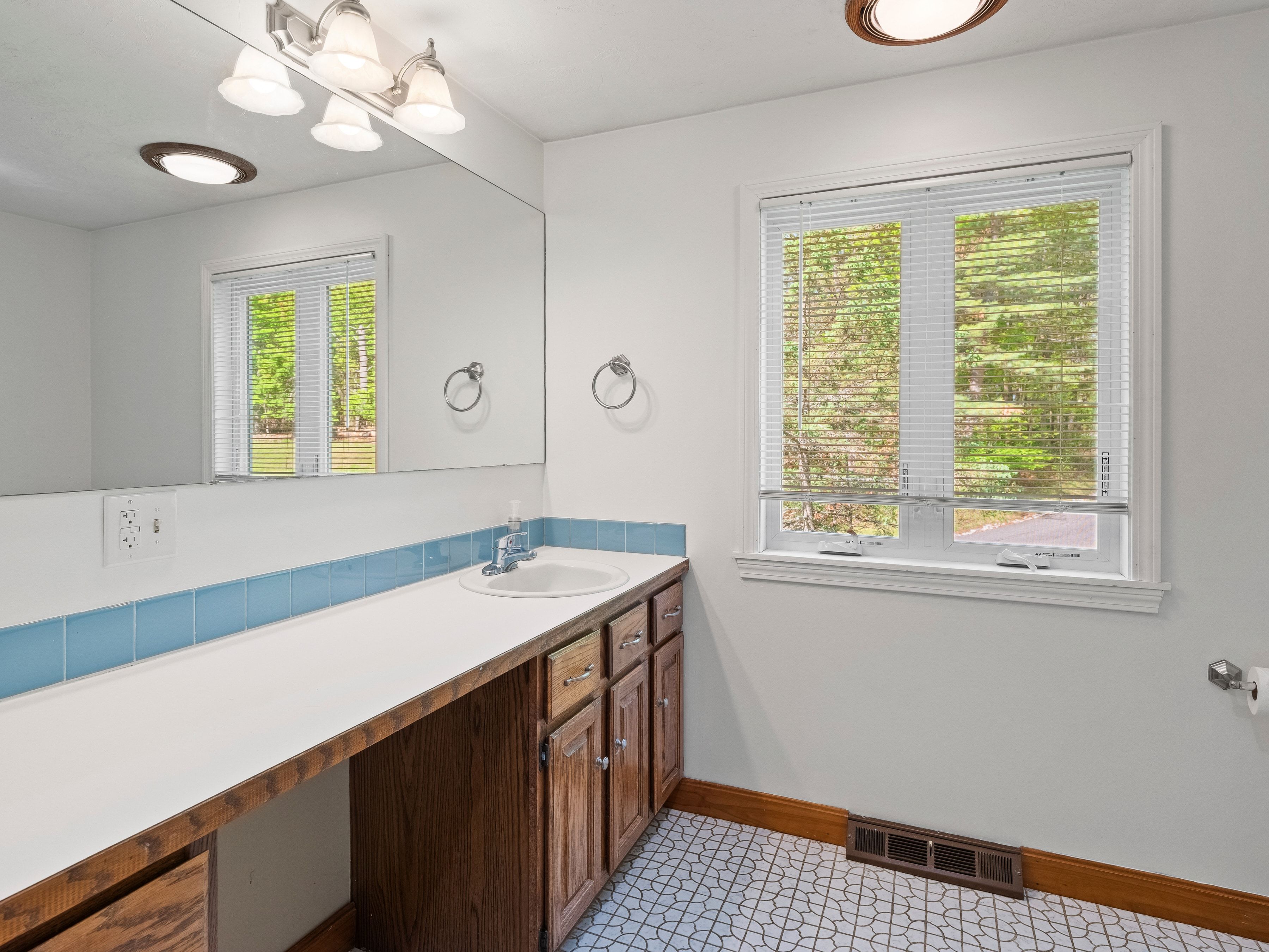  29 Bicentenial Way, Boxborough, MA 01719 - 物件實景
