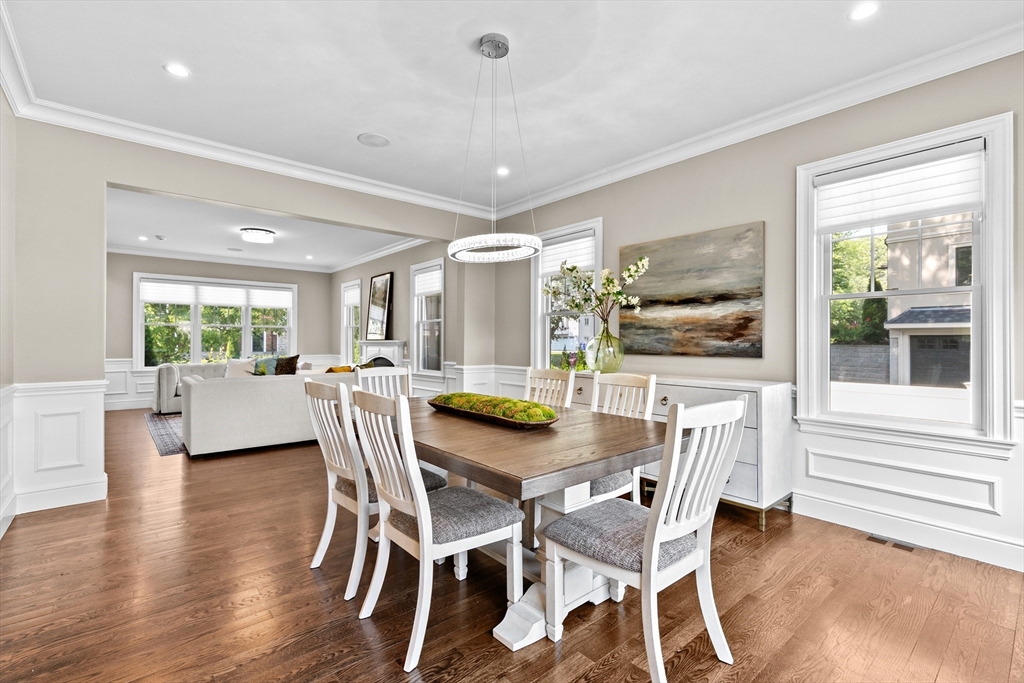 Newton, Massachusetts, 02459, United States, 6 Bedrooms Bedrooms, ,7 BathroomsBathrooms,Residential,For Sale,1918110