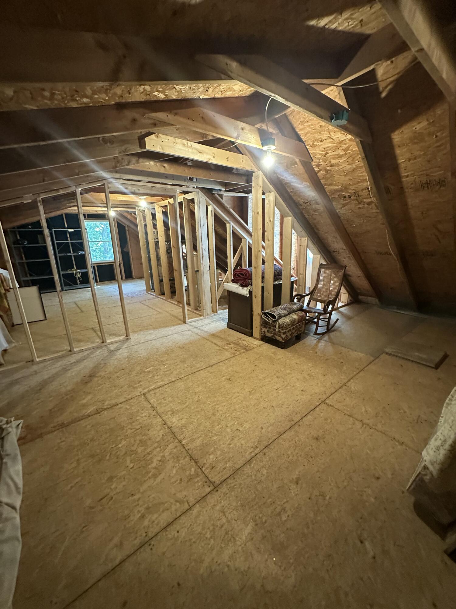 COLUMBIA, Missouri, 65203, United States, 5 Bedrooms Bedrooms, ,3 BathroomsBathrooms,Residential,For Sale,1975322