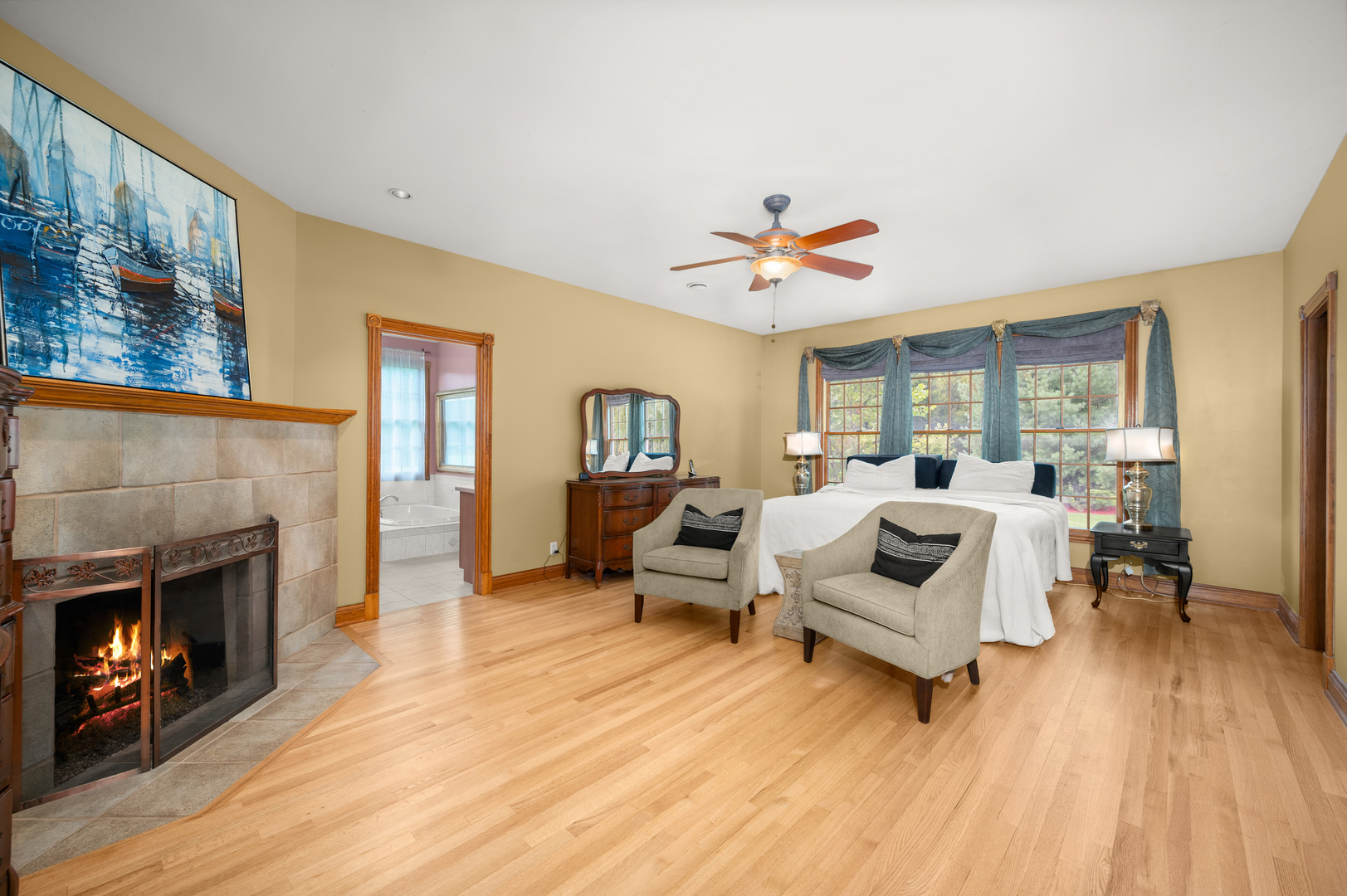 Sycamore, Illinois, 60178, United States, 5 Bedrooms Bedrooms, ,3 BathroomsBathrooms,Residential,For Sale,1904225