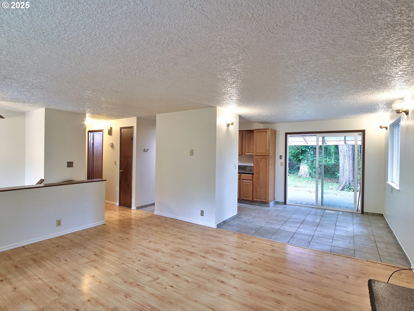Lincolncity, Oregon, 97367, United States, 3 Bedrooms Bedrooms, ,2 BathroomsBathrooms,Residential,For Sale,1931670