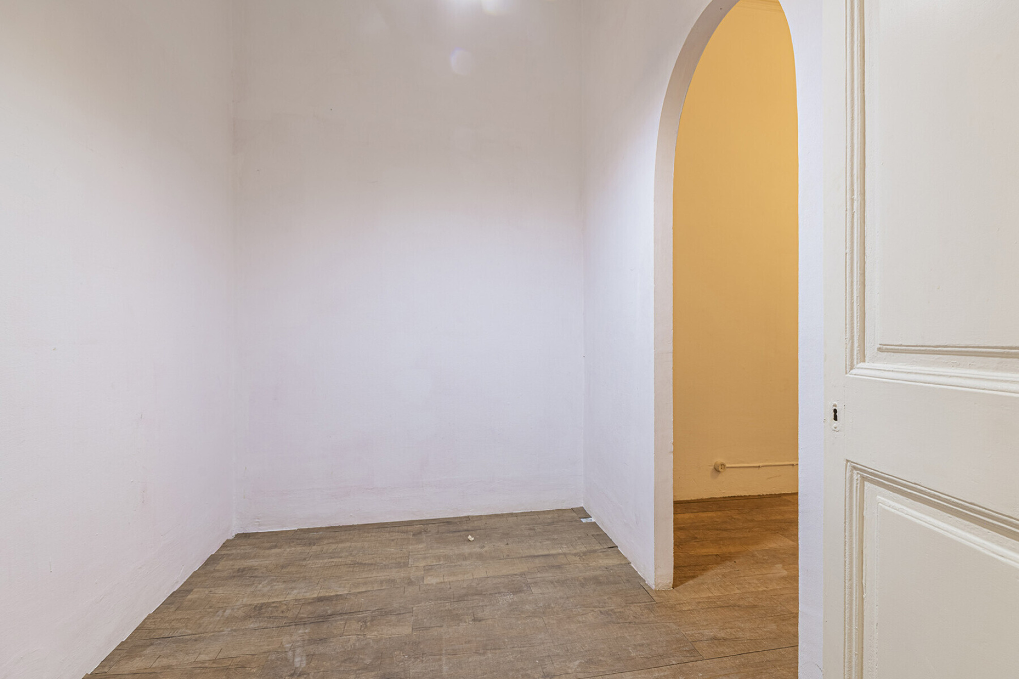  Historical apartment to renovate on prime location in Eixample - 物件實景