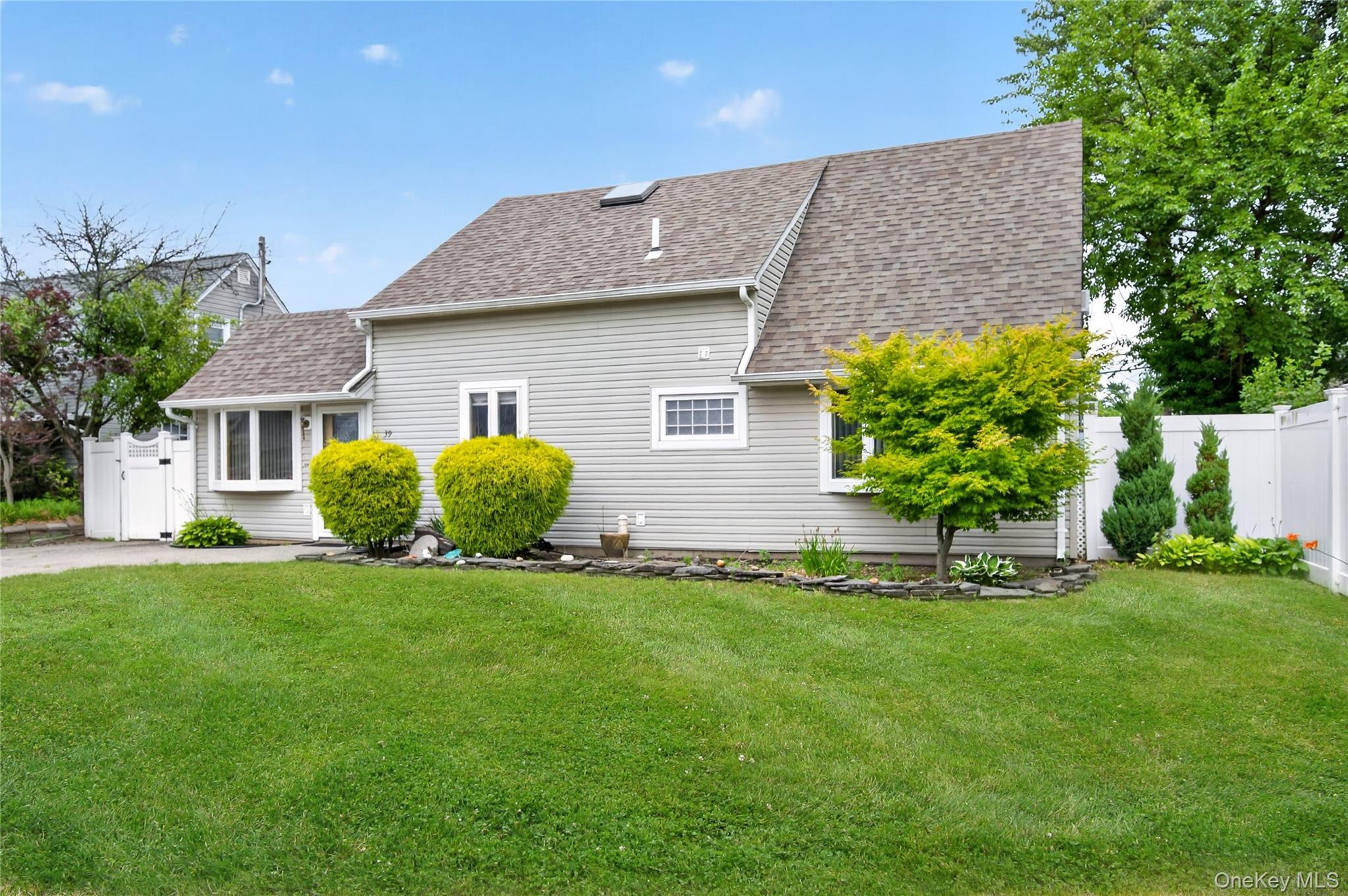  39 Boat Lane, Levittown, NY, 11756 - 物件實景
