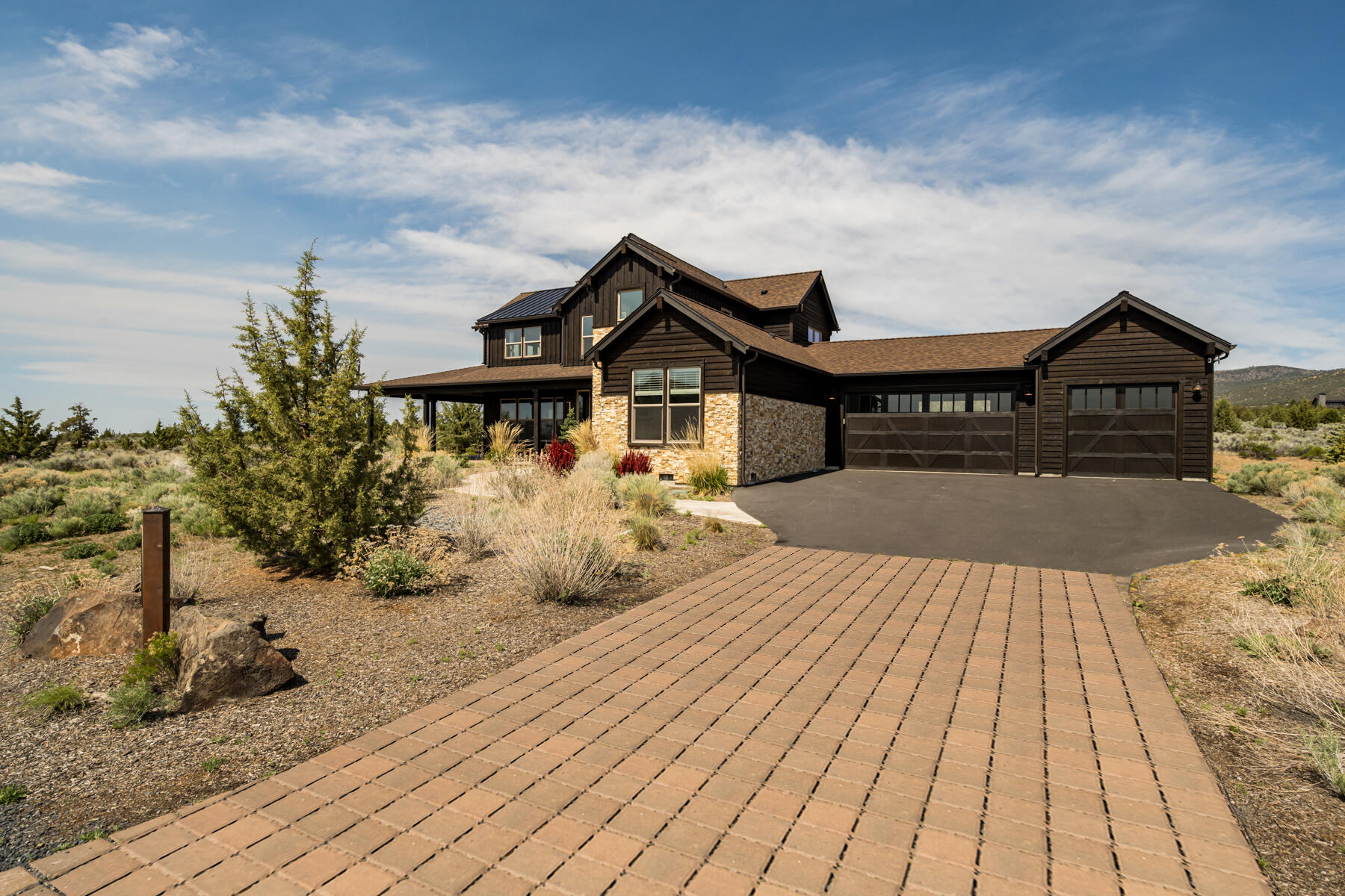 Powell Butte, Oregon, 97753, United States, 4 Bedrooms Bedrooms, ,3 BathroomsBathrooms,Residential,For Sale,1827363