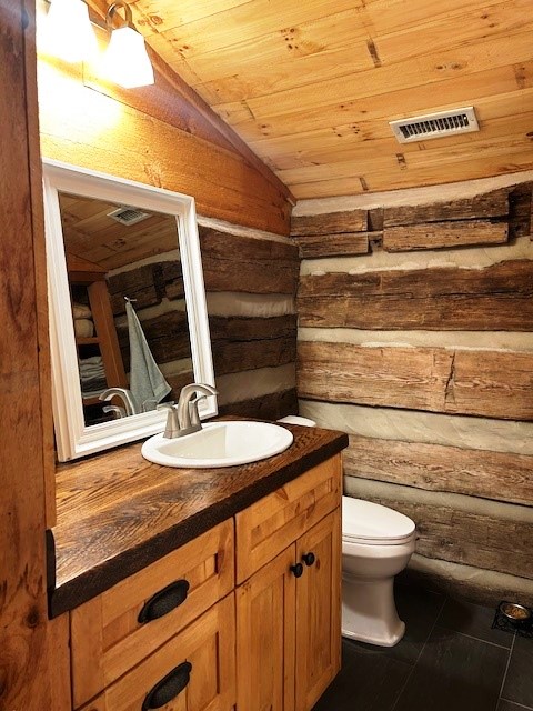 West Jefferson, North Carolina, 28694, United States, 2 Bedrooms Bedrooms, ,2 BathroomsBathrooms,Residential,For Sale,1986104