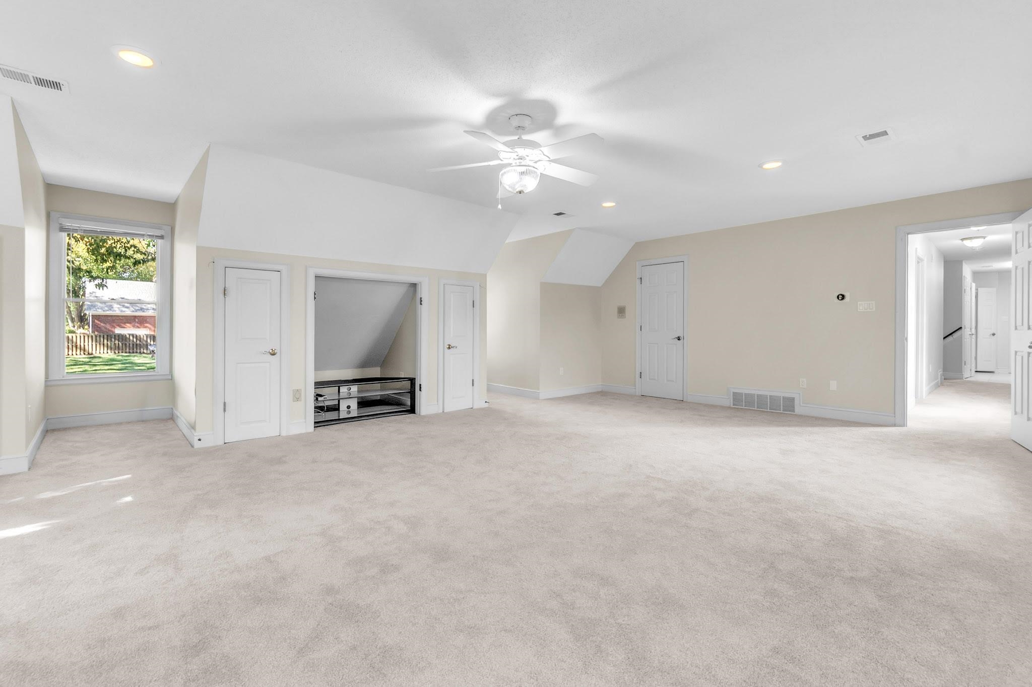 Germantown, Tennessee, 38139, United States, 6 Bedrooms Bedrooms, ,6 BathroomsBathrooms,Residential,For Sale,1987411