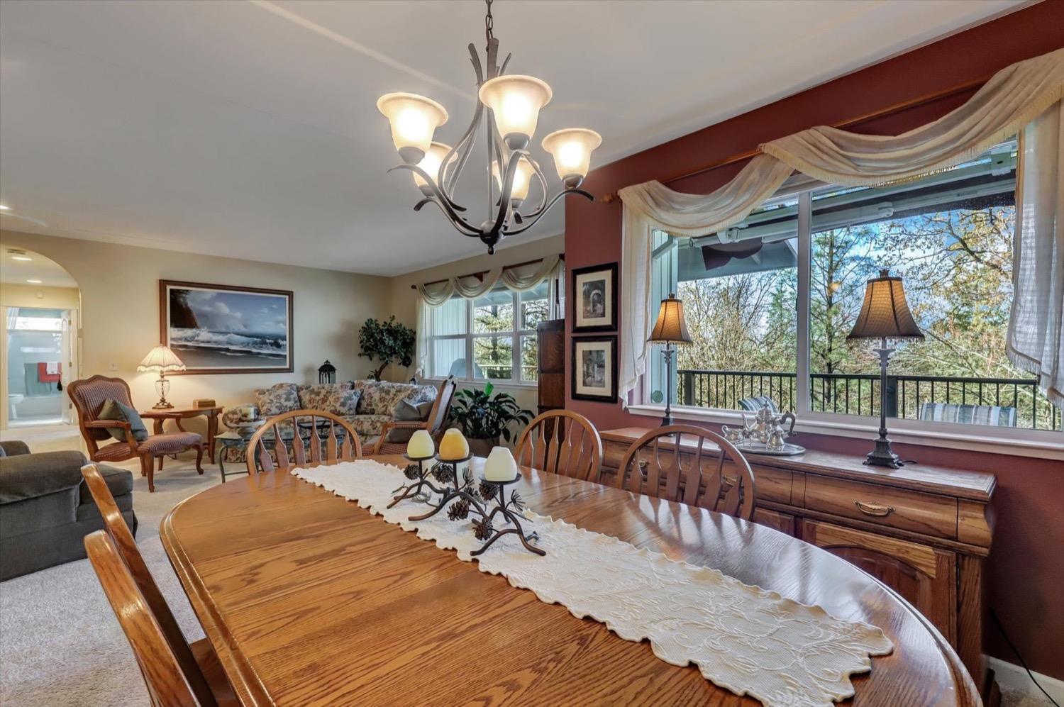 Grass Valley, California, 95949, United States, 3 Bedrooms Bedrooms, ,3 BathroomsBathrooms,Residential,For Sale,1840908