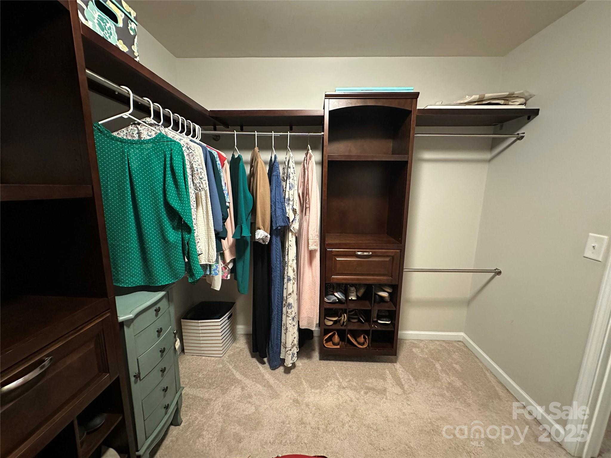 Lancaster, South Carolina, 29720, United States, 5 Bedrooms Bedrooms, ,4 BathroomsBathrooms,Residential,For Sale,1885267