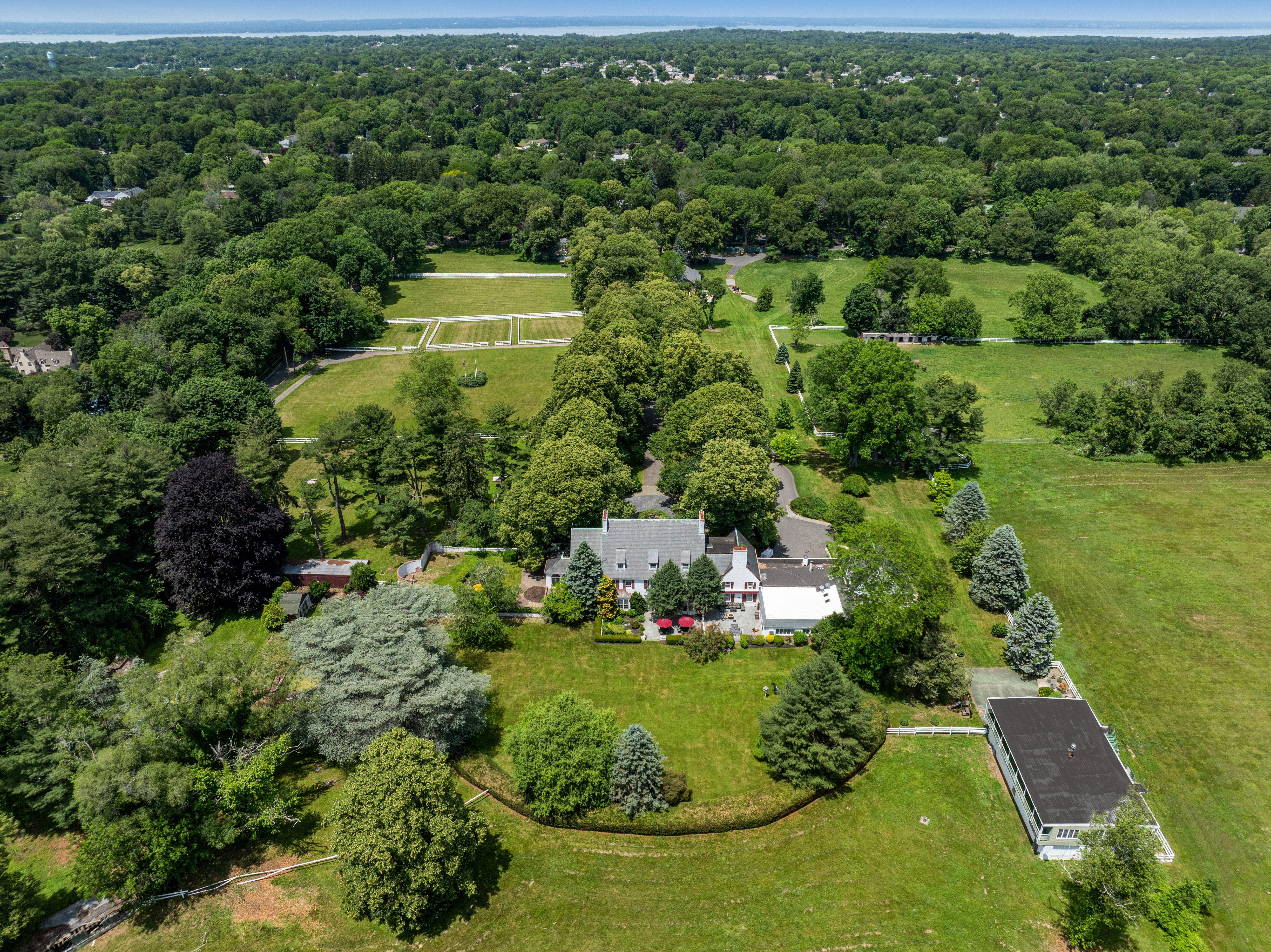  97 Pound Hollow Road, Old Brookville, NY, 11545 - 物件實景