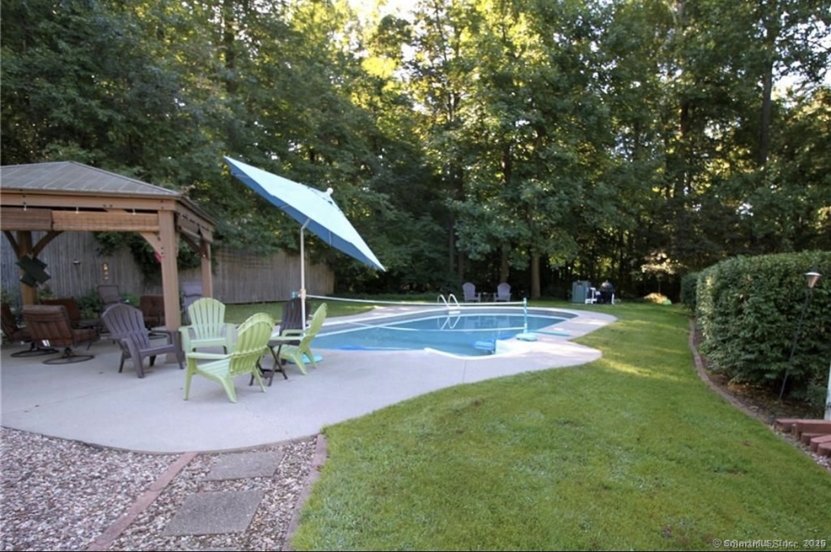 Monroe, Connecticut, 06468, United States, 4 Bedrooms Bedrooms, ,3 BathroomsBathrooms,Residential,For Sale,1989418