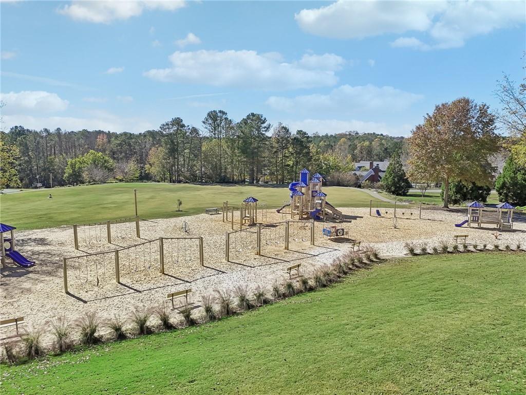 Canton, Georgia, 30114, United States, 6 Bedrooms Bedrooms, ,4 BathroomsBathrooms,Residential,For Sale,1880386