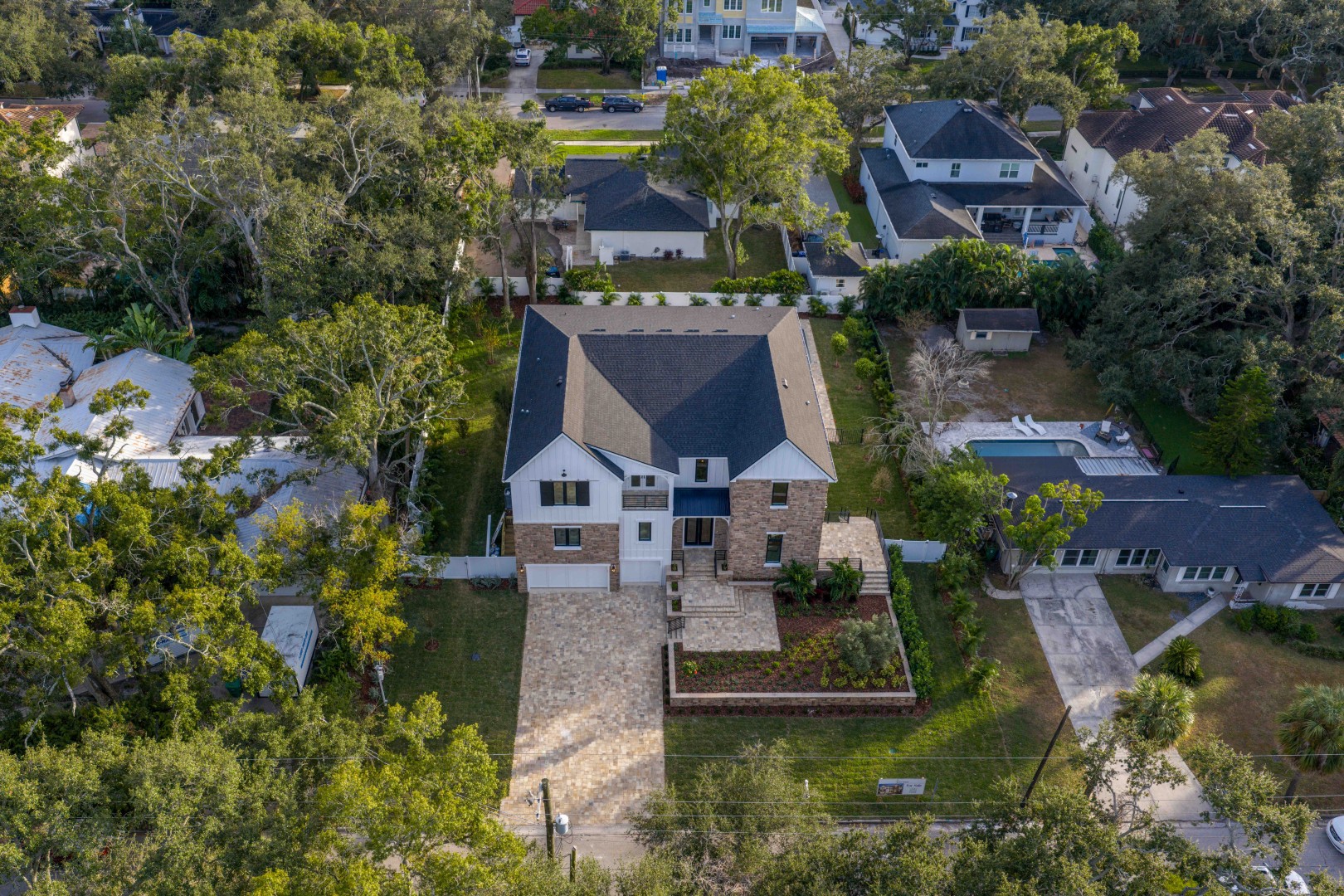 Tampa, Florida, 33629, United States, 5 Bedrooms Bedrooms, ,7 BathroomsBathrooms,Residential,For Sale,1993853