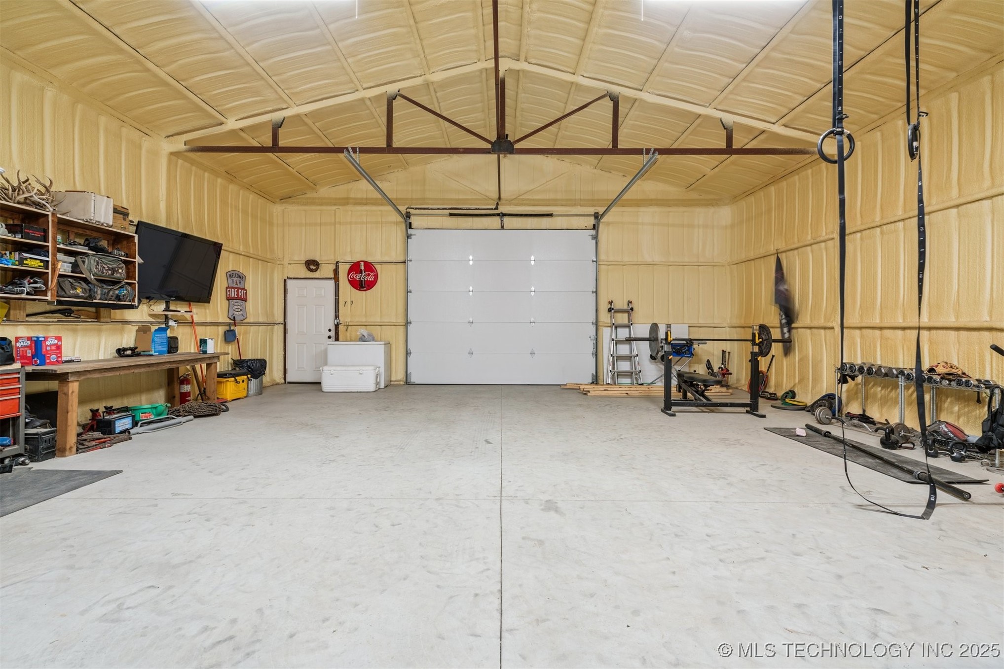 Stigler, Oklahoma, 74462, United States, 5 Bedrooms Bedrooms, ,3 BathroomsBathrooms,Residential,For Sale,2001664