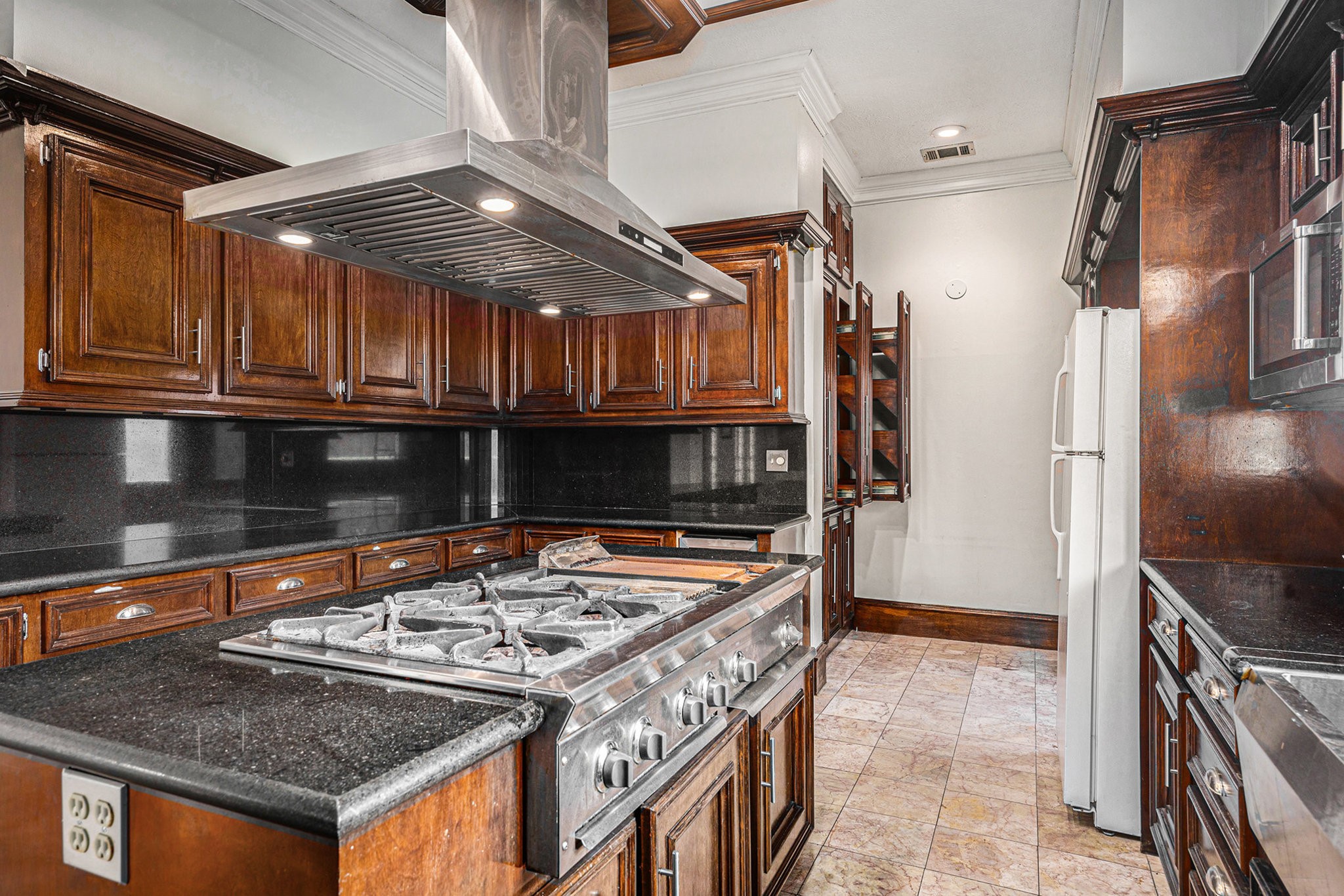 Spring, Texas, 77379, United States, 5 Bedrooms Bedrooms, ,8 BathroomsBathrooms,Residential,For Sale,1906777