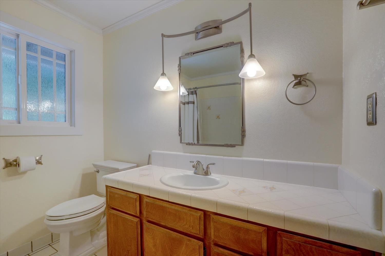 Nevada City, California, 95959, United States, 4 Bedrooms Bedrooms, ,4 BathroomsBathrooms,Residential,For Sale,1921585