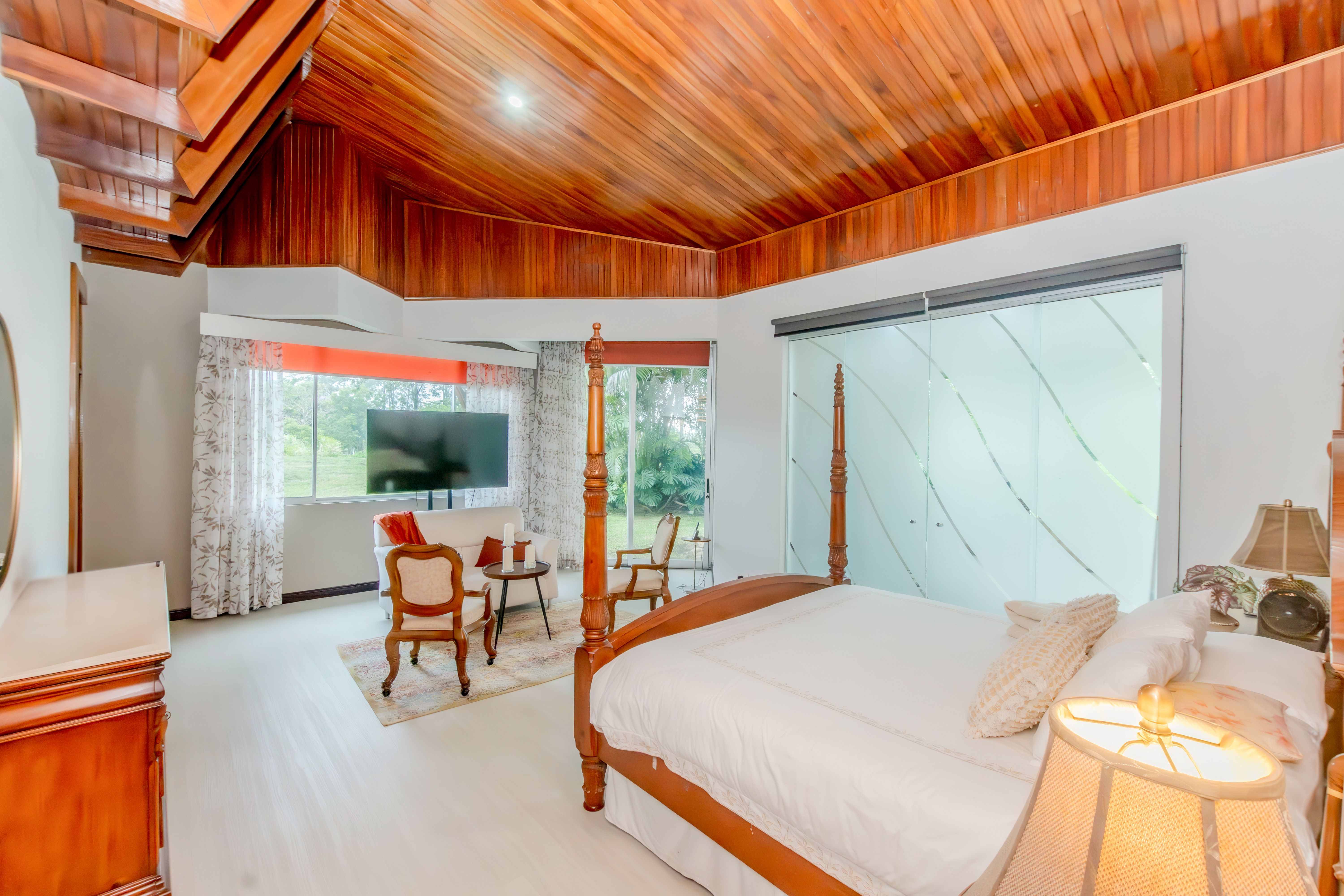 La Guacima, Alajuela, CR, 4 Bedrooms Bedrooms, ,2 BathroomsBathrooms,Residential,For Sale,1708336