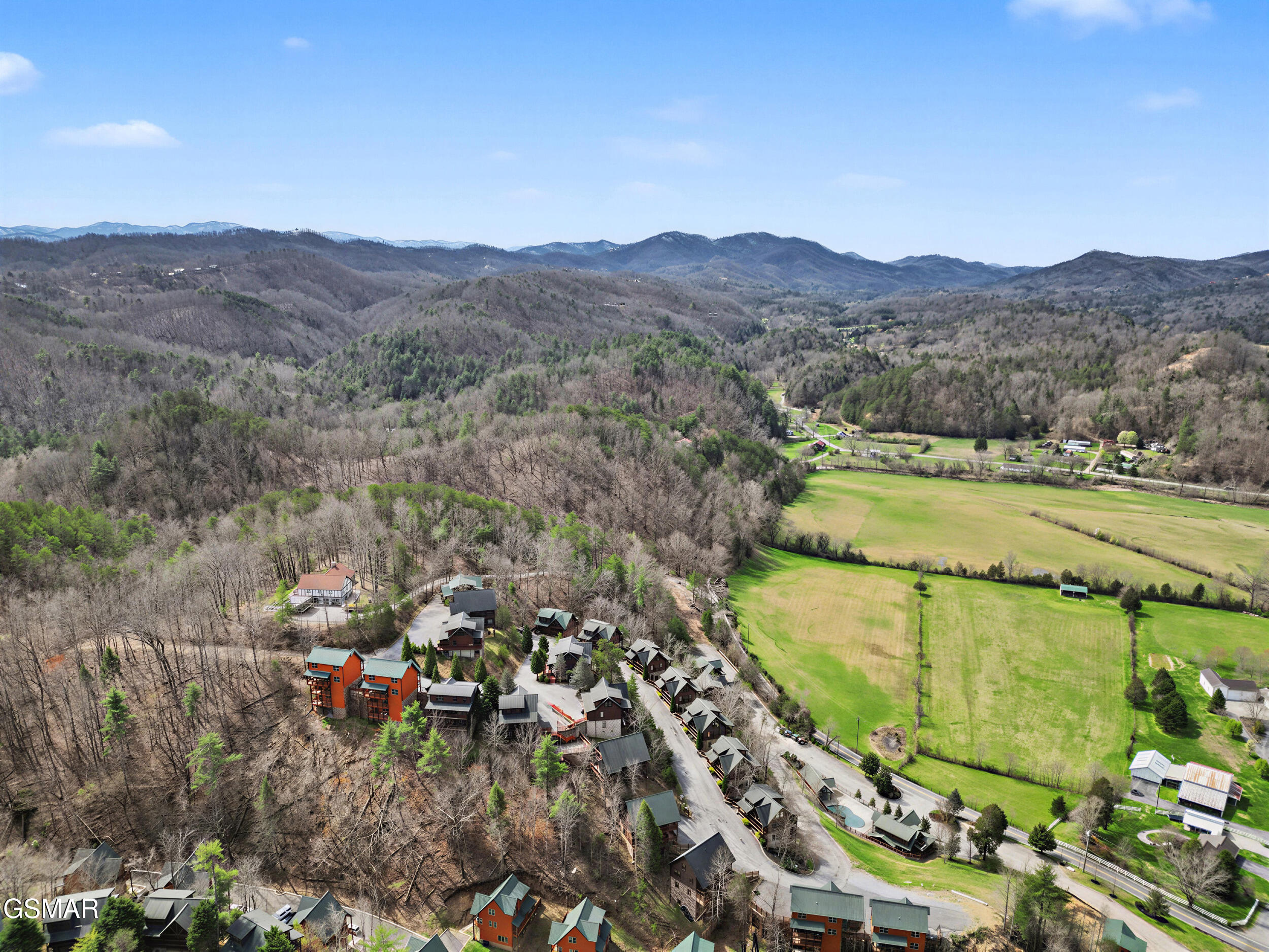 Sevierville, Tennessee, 37862, United States, 4 Bedrooms Bedrooms, ,3 BathroomsBathrooms,Residential,For Sale,2028418