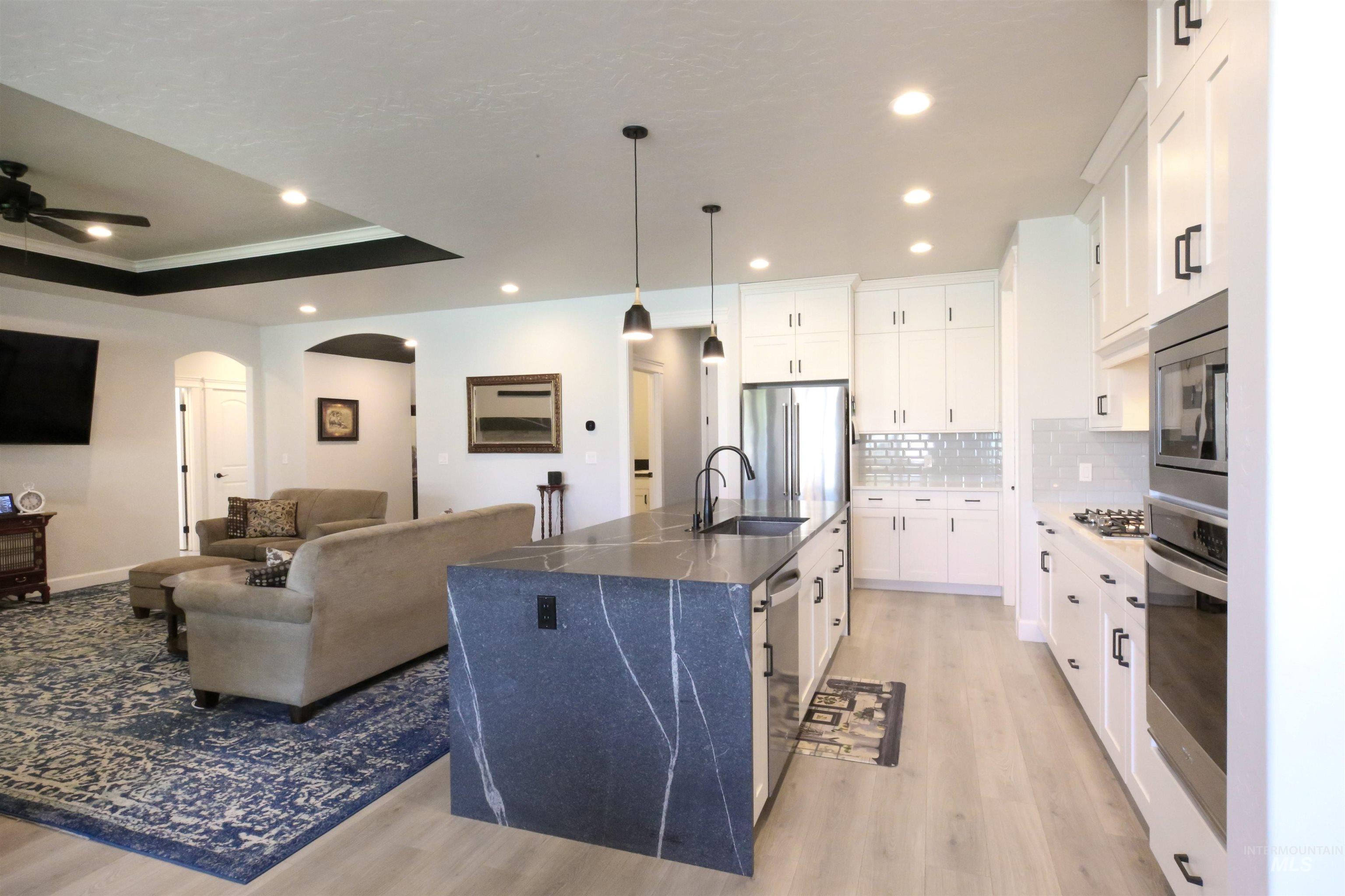 Meridian, Idaho, 83646, United States, 3 Bedrooms Bedrooms, ,2 BathroomsBathrooms,Residential,For Sale,1960582