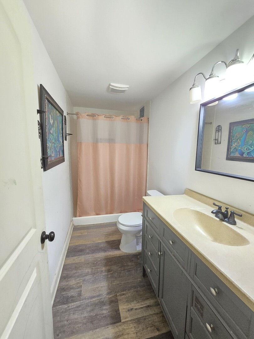 Wadsworth, Illinois, 60083, United States, 3 Bedrooms Bedrooms, ,2 BathroomsBathrooms,Residential,For Sale,1924049