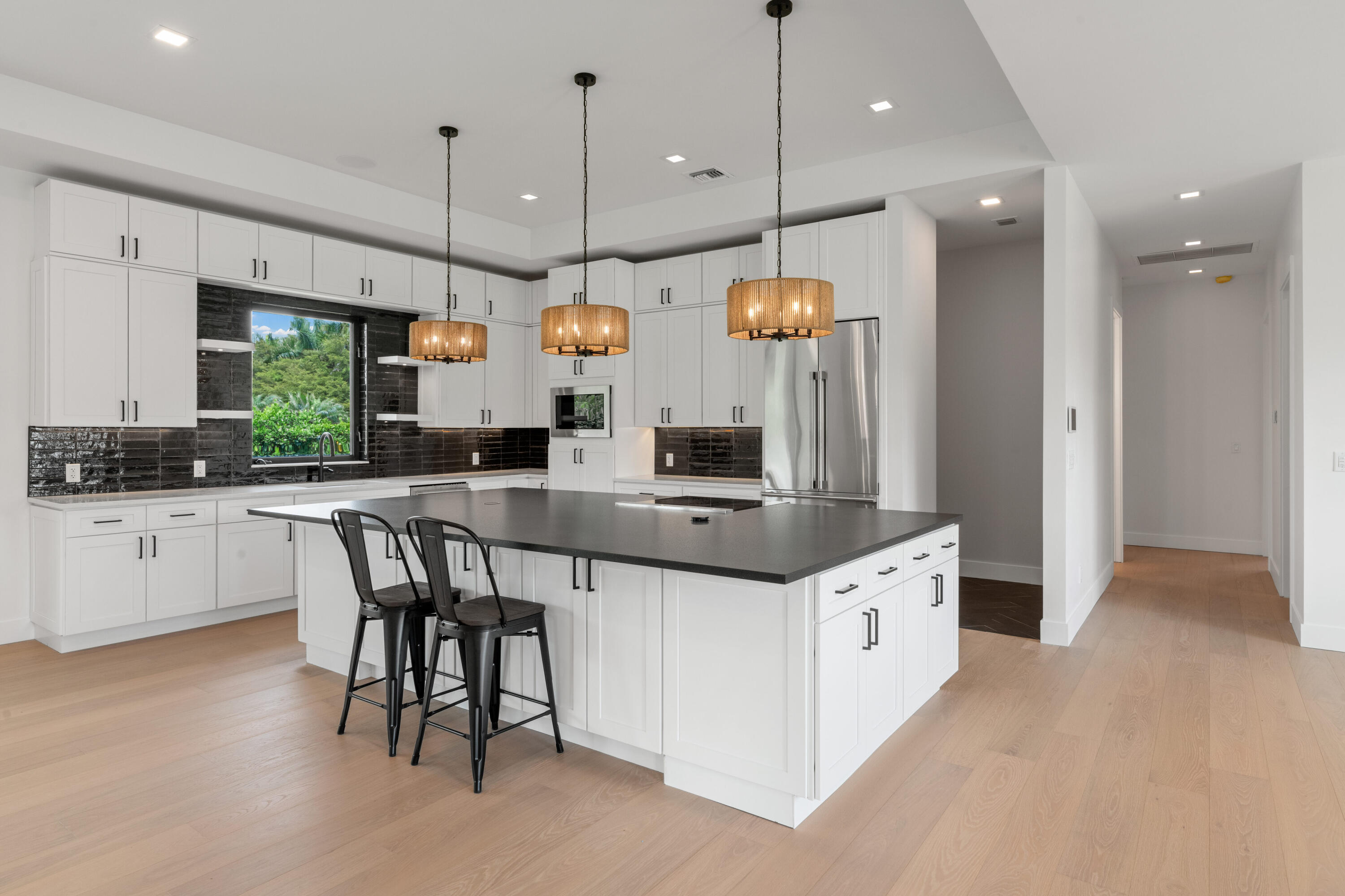  3585 Aiken Court - 物件實景