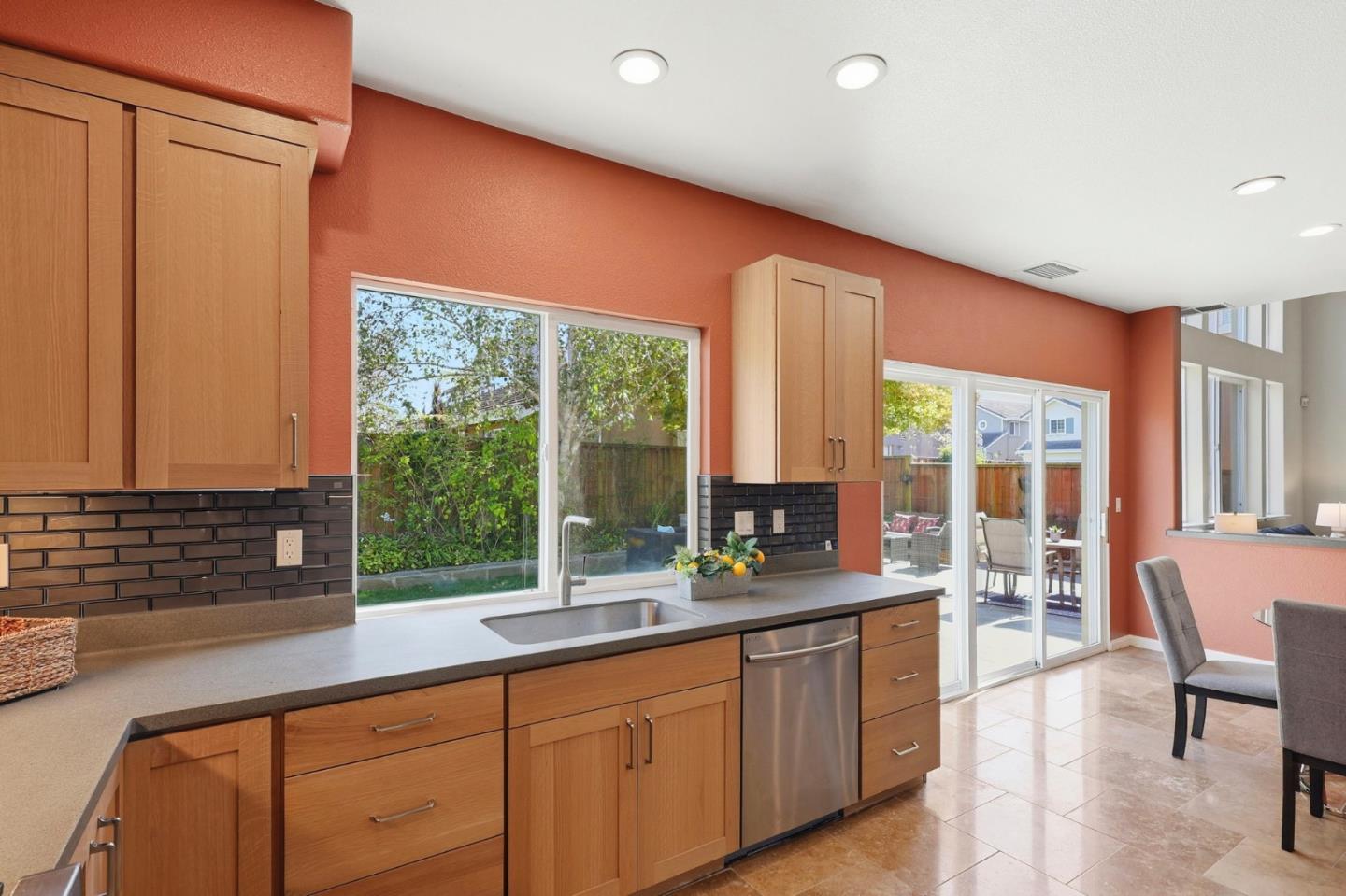 Pacifica, California, 94044, United States, 5 Bedrooms Bedrooms, ,3 BathroomsBathrooms,Residential,For Sale,1989309