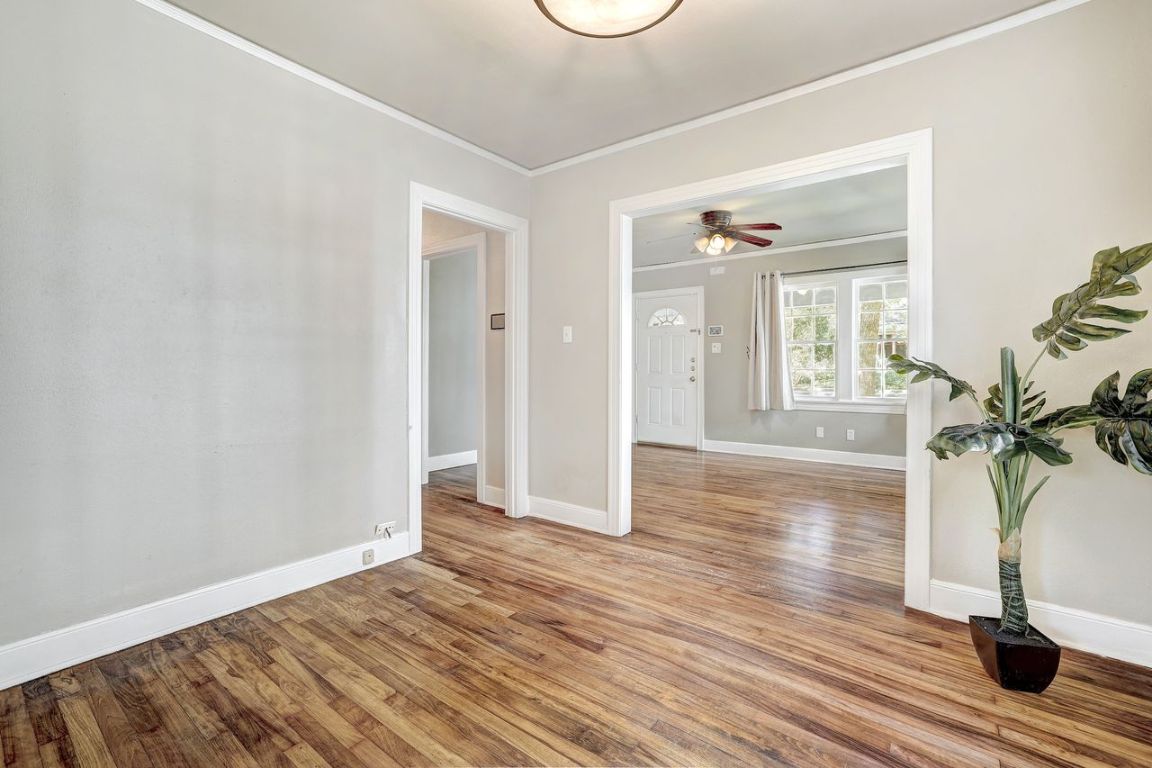 Austin, Texas, 78751, United States, 2 Bedrooms Bedrooms, ,2 BathroomsBathrooms,Residential,For Sale,1989110