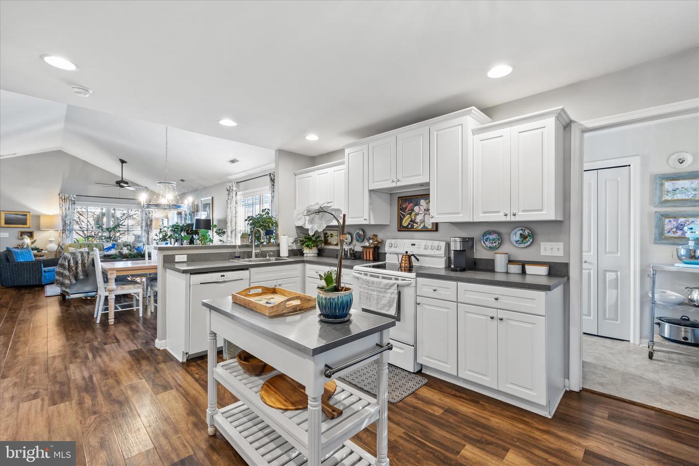 Frankford, Delaware, 19945, United States, 3 Bedrooms Bedrooms, ,2 BathroomsBathrooms,Residential,For Sale,2000939