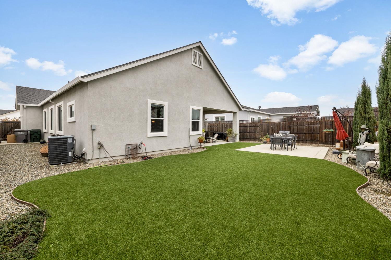 Roseville, California, 95747, United States, 3 Bedrooms Bedrooms, ,2 BathroomsBathrooms,Residential,For Sale,2002190