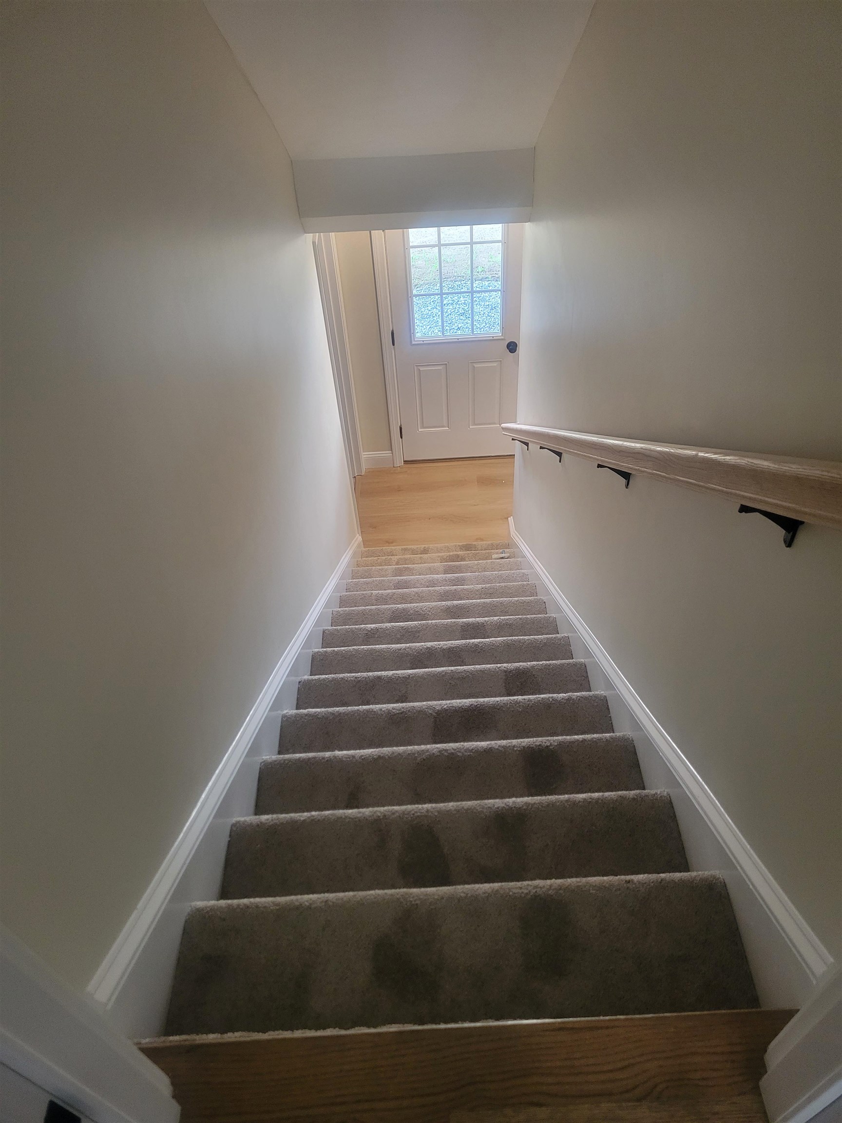 Litchfield, New Hampshire, 03052, United States, 3 Bedrooms Bedrooms, ,2 BathroomsBathrooms,Residential,For Sale,1784832