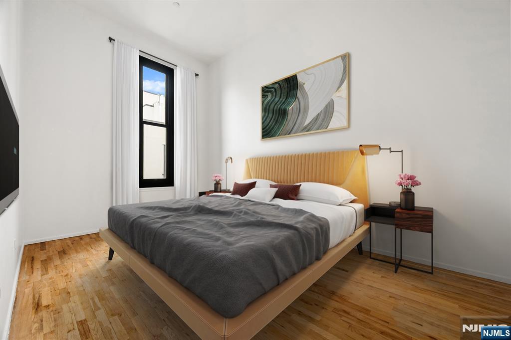 Weehawken, New Jersey, 07086, United States, 1 Bedroom Bedrooms, ,1 BathroomBathrooms,Residential,For Sale,1967965