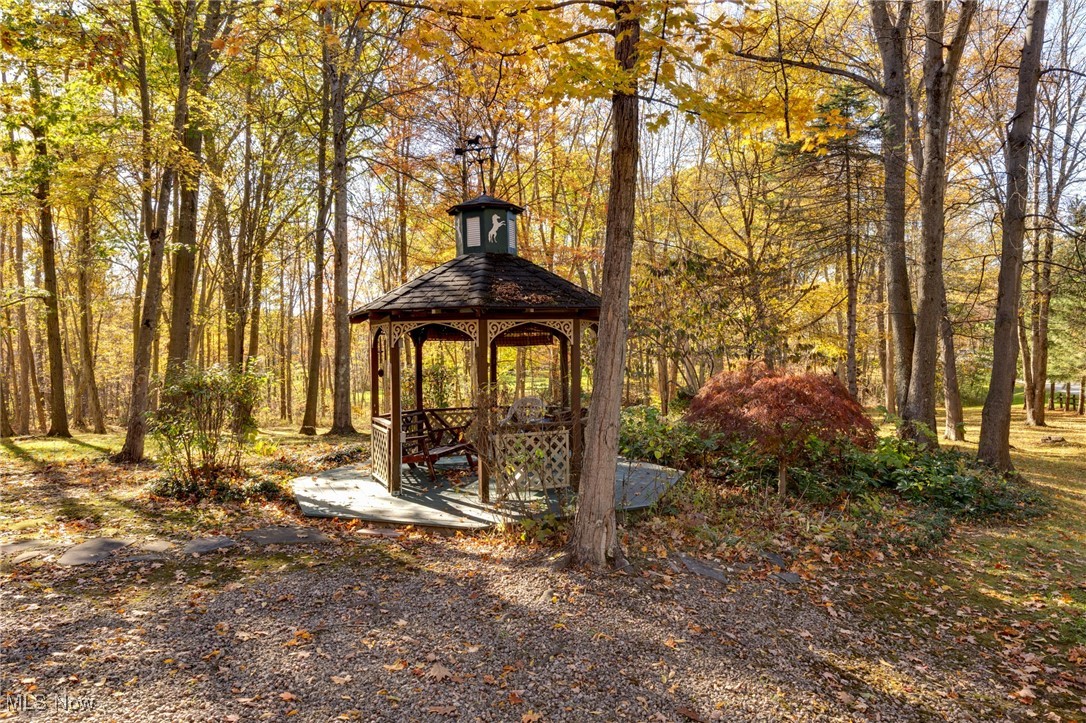 Aurora, Ohio, 44202, United States, 4 Bedrooms Bedrooms, ,3 BathroomsBathrooms,Residential,For Sale,1988003