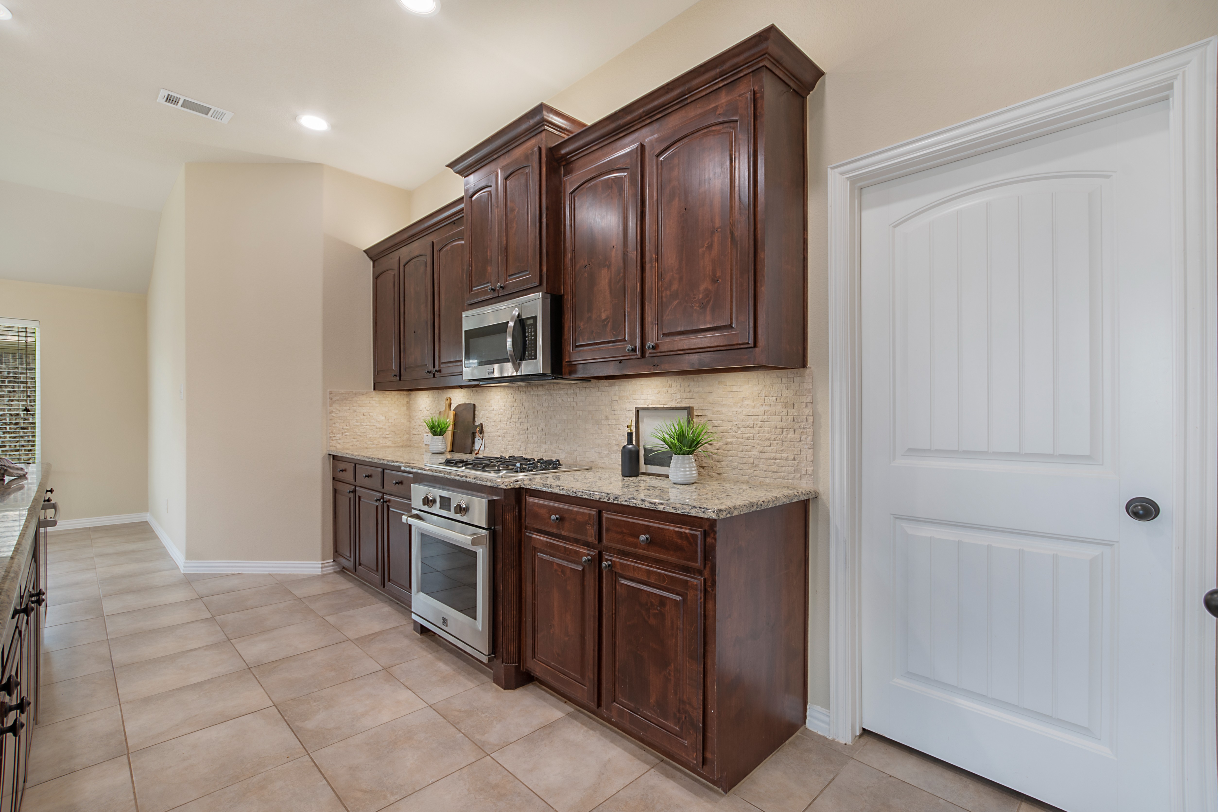  2461 Lakebend Drive, Little Elm, TX, 75068 - 物件實景