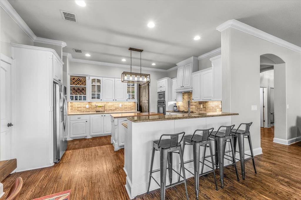 North Richland Hills, Texas, 76182, United States, 4 Bedrooms Bedrooms, ,4 BathroomsBathrooms,Residential,For Sale,2014039