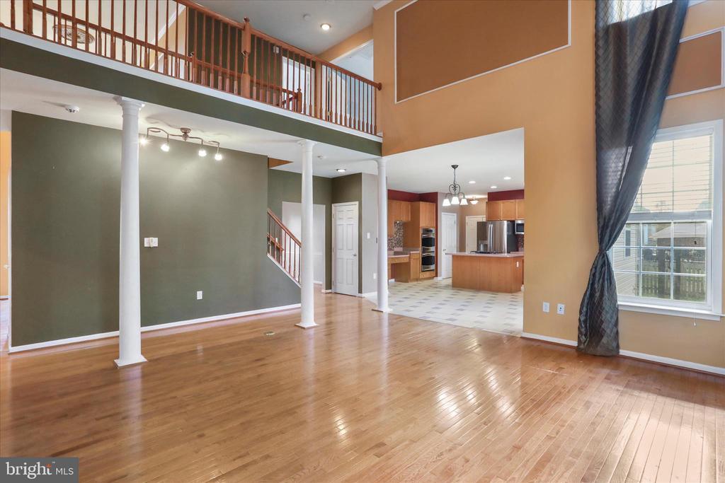 Bunker Hill, West Virginia, 25413, United States, 4 Bedrooms Bedrooms, ,4 BathroomsBathrooms,Residential,For Sale,1991457