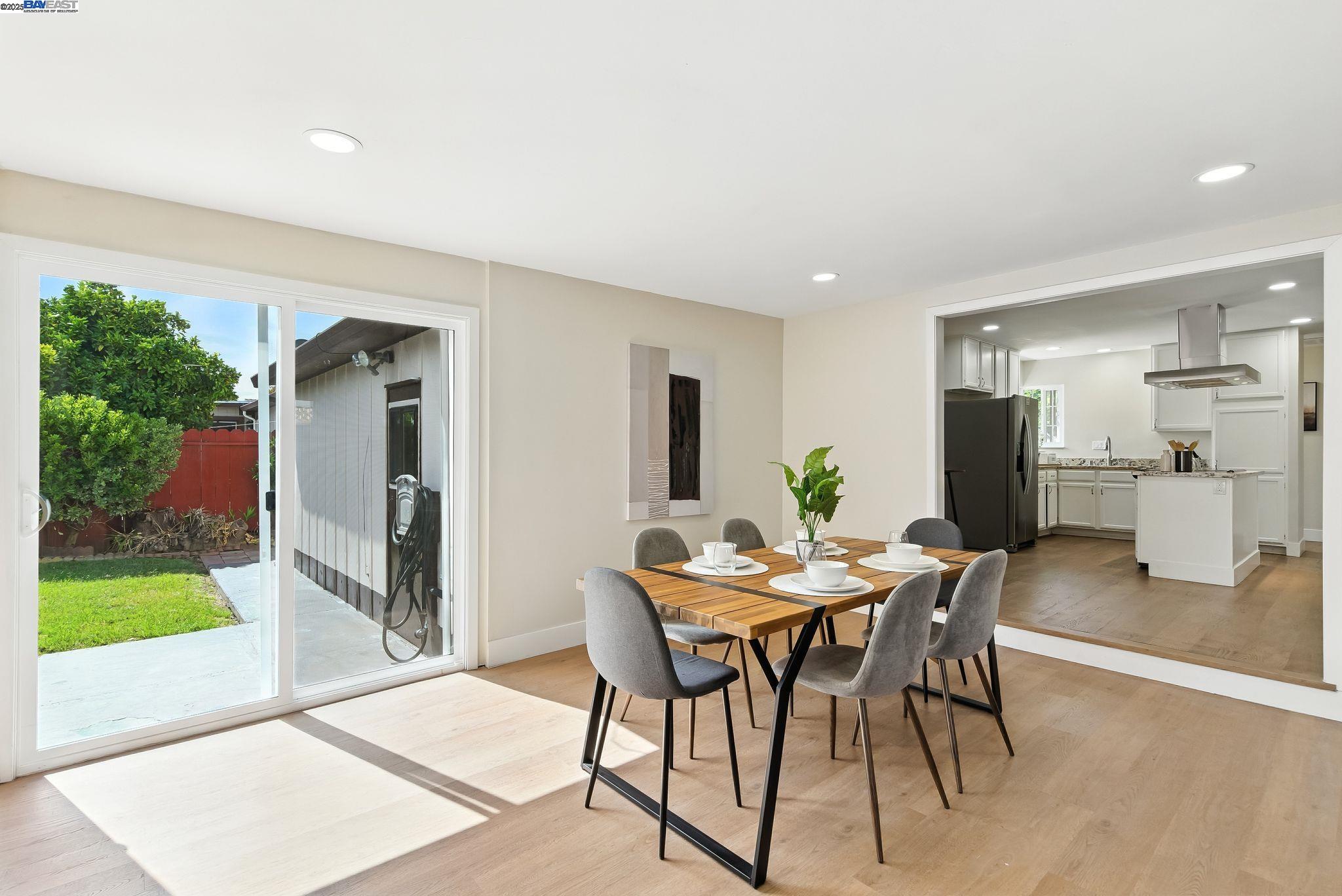 Newark, California, 94560, United States, 3 Bedrooms Bedrooms, ,2 BathroomsBathrooms,Residential,For Sale,1947104