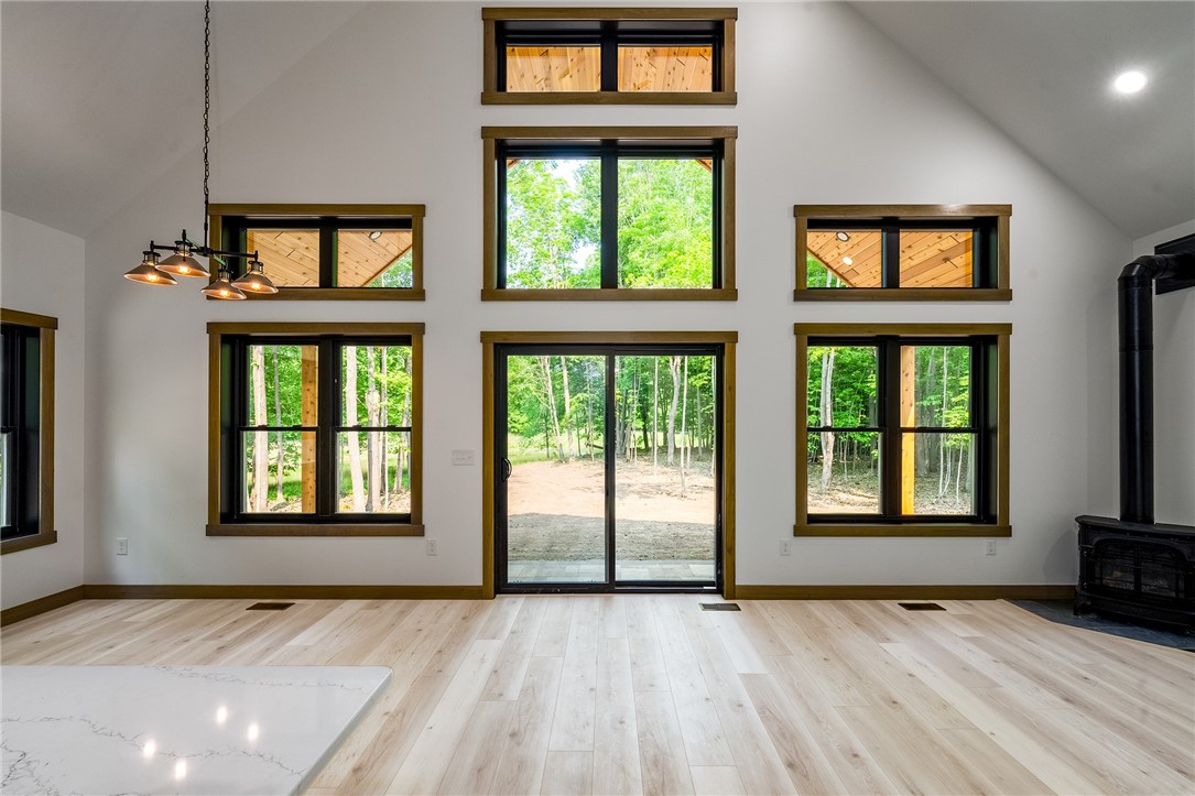 Bloomer, Wisconsin, 54724, United States, 3 Bedrooms Bedrooms, ,3 BathroomsBathrooms,Residential,For Sale,1751158