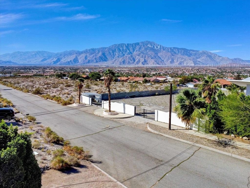 Desert Hot Springs, California, 92240, United States, 4 Bedrooms Bedrooms, ,2 BathroomsBathrooms,Residential,For Sale,1970819