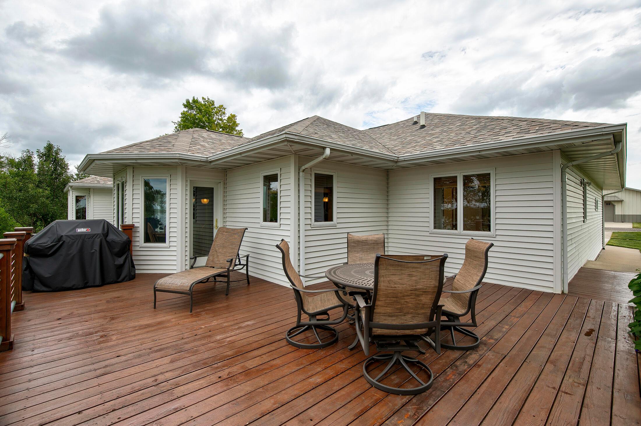 Jewell, Iowa, 50130, United States, 3 Bedrooms Bedrooms, ,4 BathroomsBathrooms,Residential,For Sale,1922792