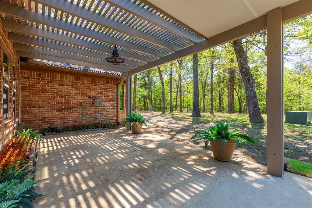 Terrell, Texas, 75160, United States, 3 Bedrooms Bedrooms, ,3 BathroomsBathrooms,Residential,For Sale,1767397