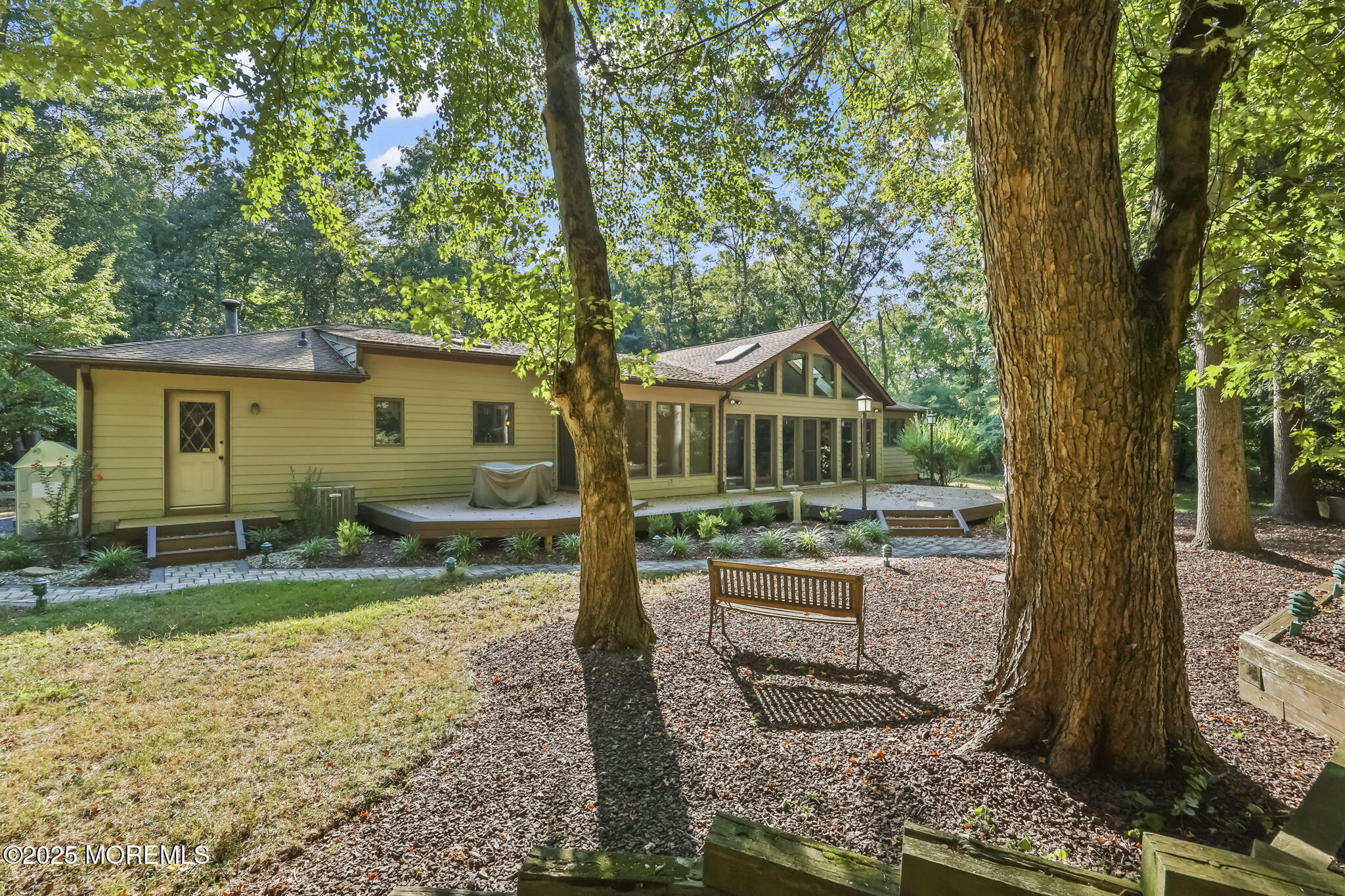 Manalapan, New Jersey, 07726, United States, 3 Bedrooms Bedrooms, ,3 BathroomsBathrooms,Residential,For Sale,1940205