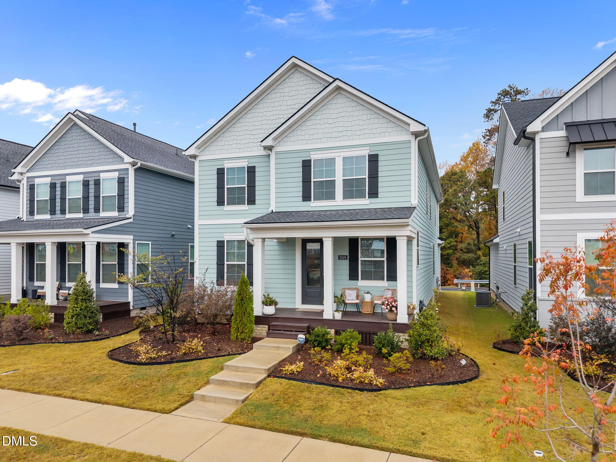 Knightdale, North Carolina, 27545, United States, 4 Bedrooms Bedrooms, ,4 BathroomsBathrooms,Residential,For Sale,1989366