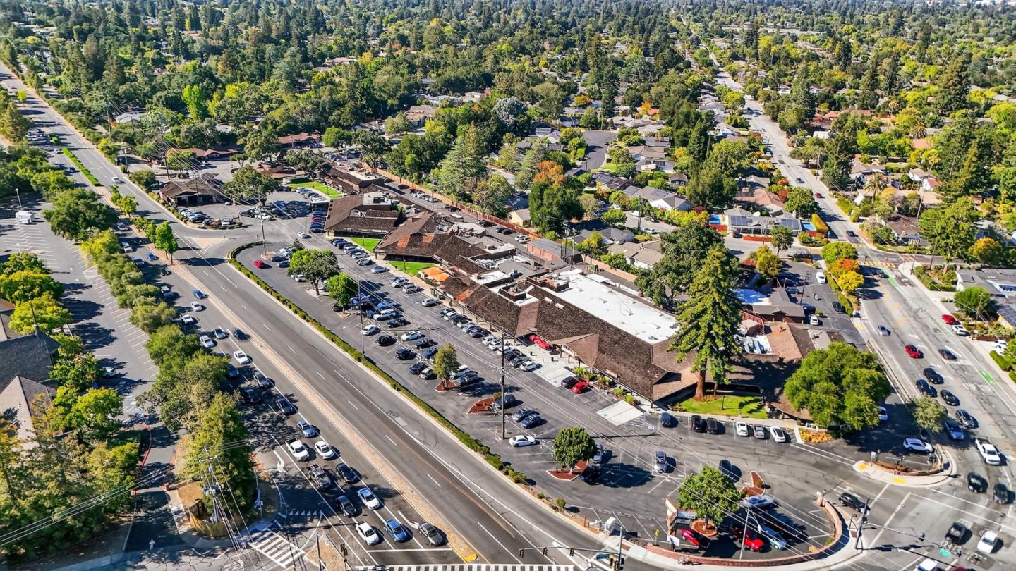 Los Altos, California, 94024, United States, 3 Bedrooms Bedrooms, ,2 BathroomsBathrooms,Residential,For Sale,1925689